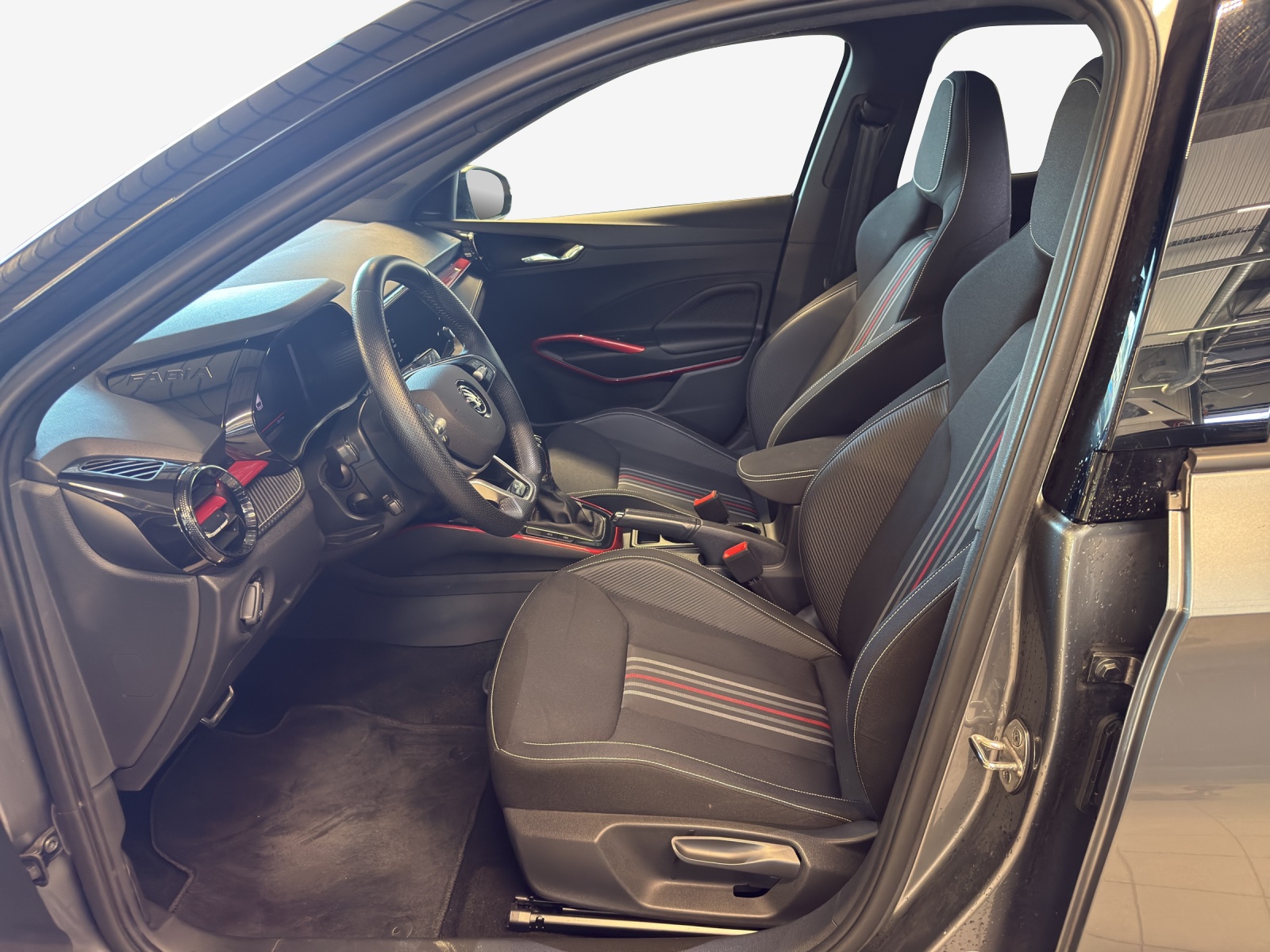 SKODA Fabia 1.5 TSI Monte Carlo DSG-image-7