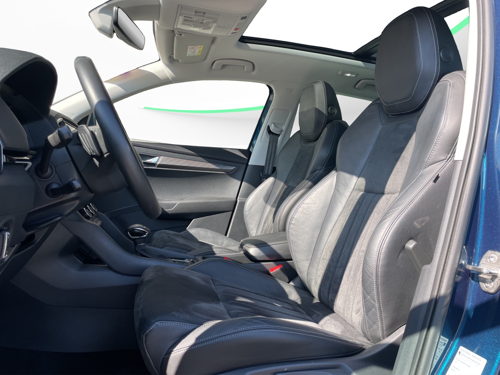 SKODA Karoq 1.5 TSI Style DSG-image-6