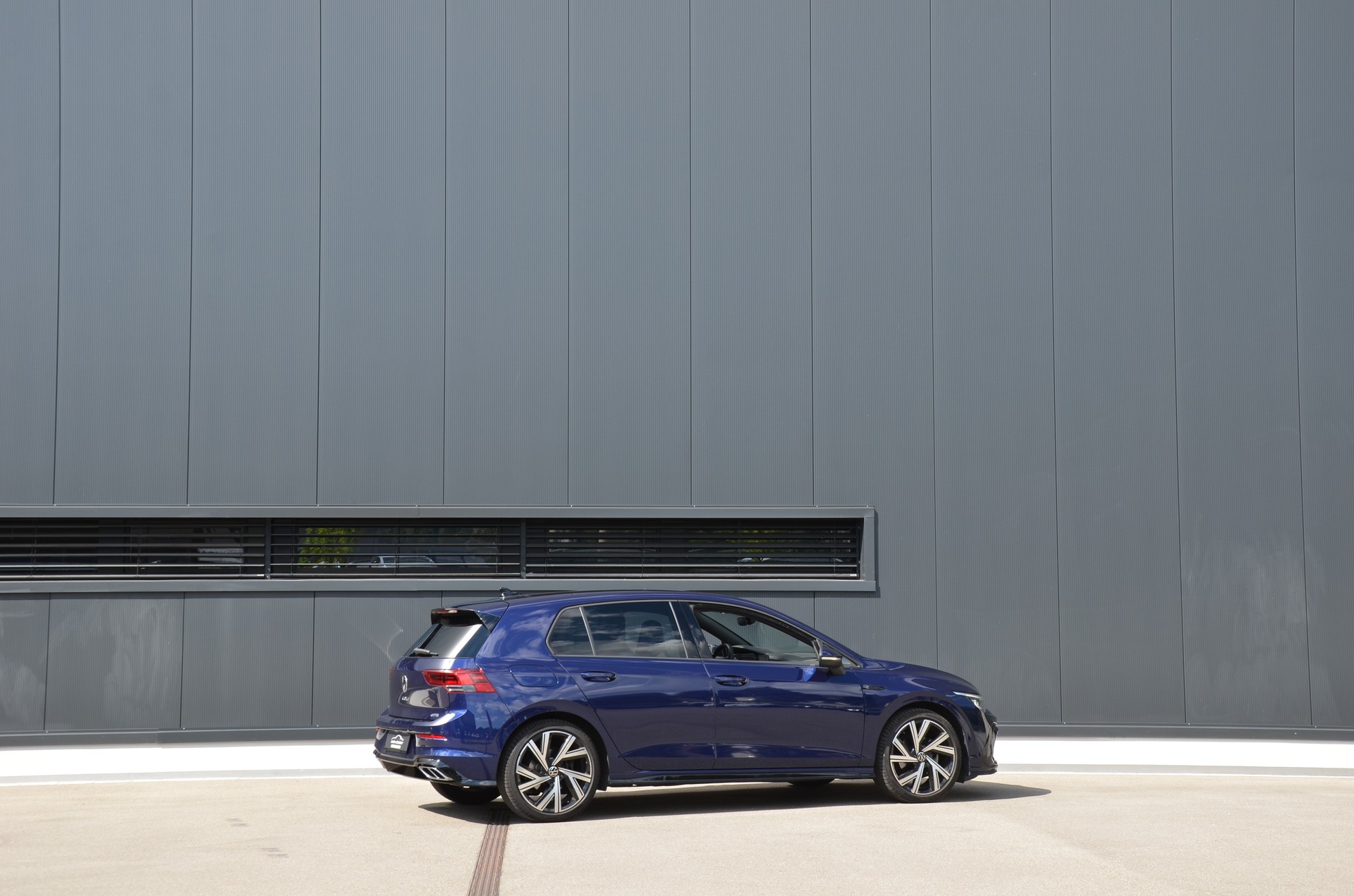 VW Golf 1.5 eTSI mHEV ACT R-Line DSG-showroom-element-3
