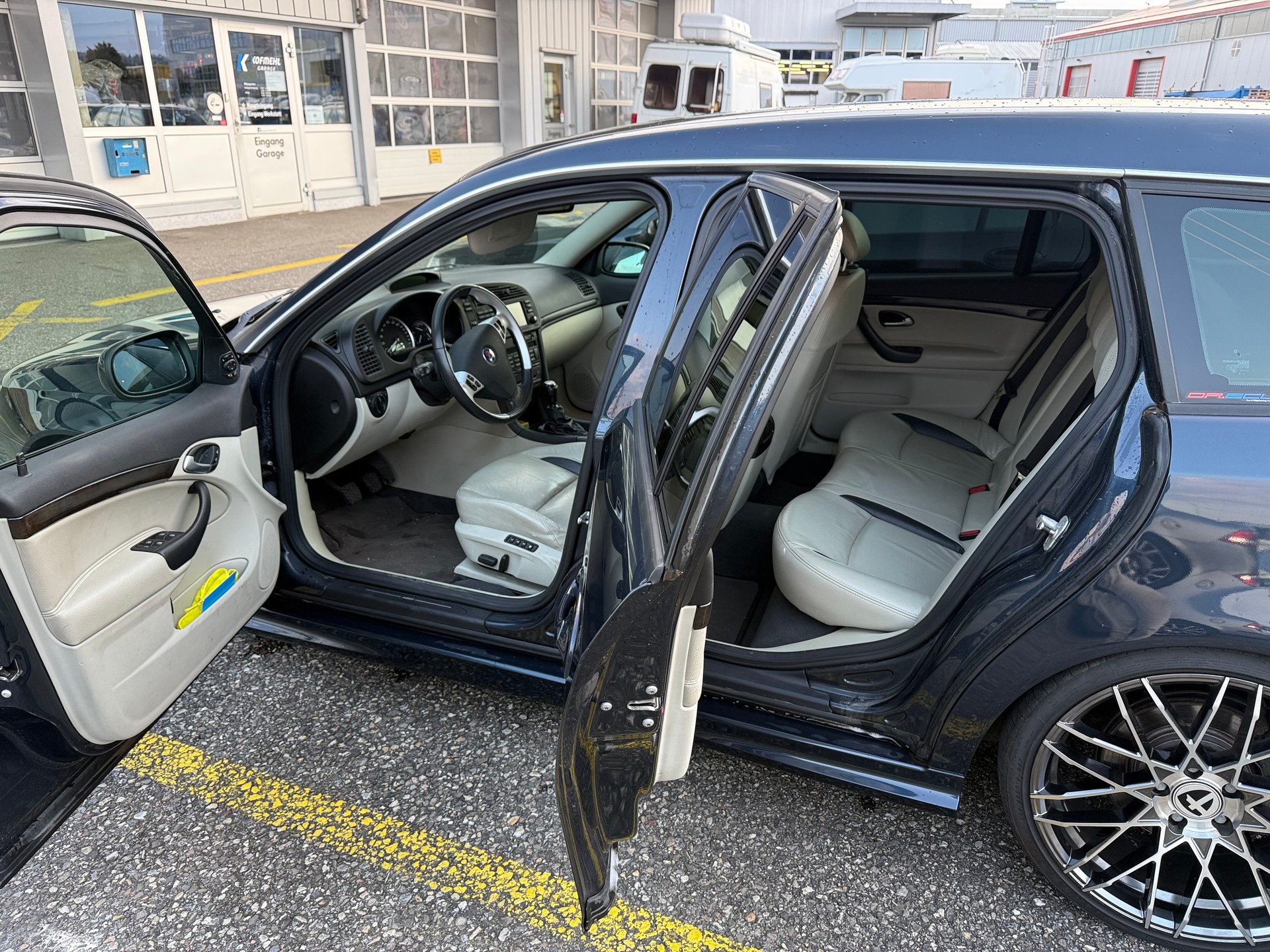 SAAB 9-3 2.8T V6 Aero-image-5