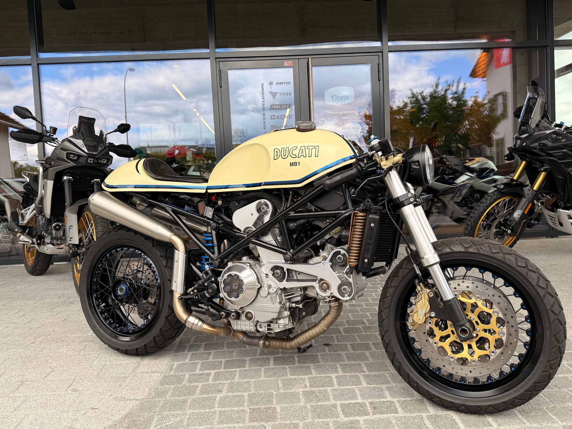 DUCATI Monster 916 S4 i.e.-image-3