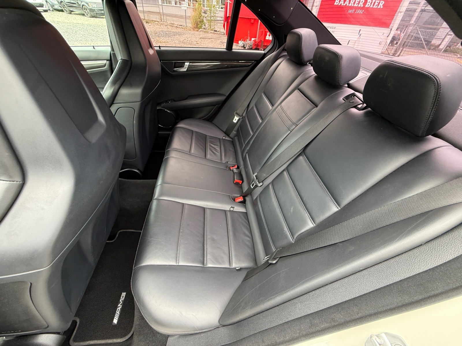 MERCEDES-BENZ C 63 AMG Avantgarde 7G-Tronic-image-12