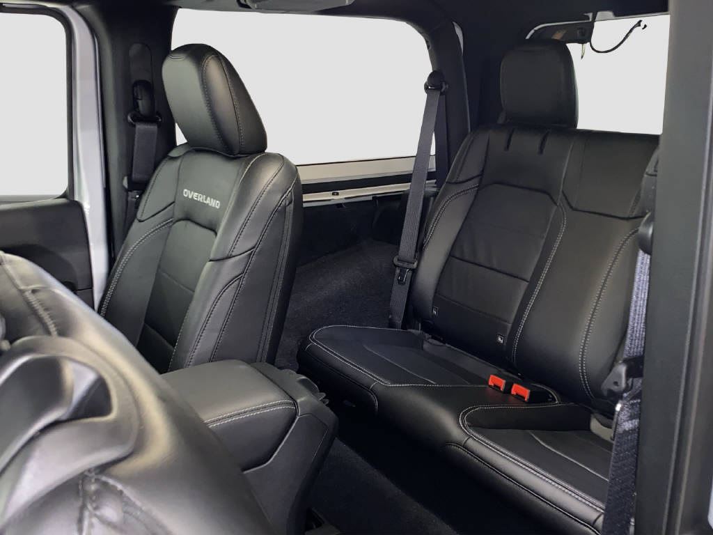 JEEP Wrangler 2.0 Turbo Overland-image-12