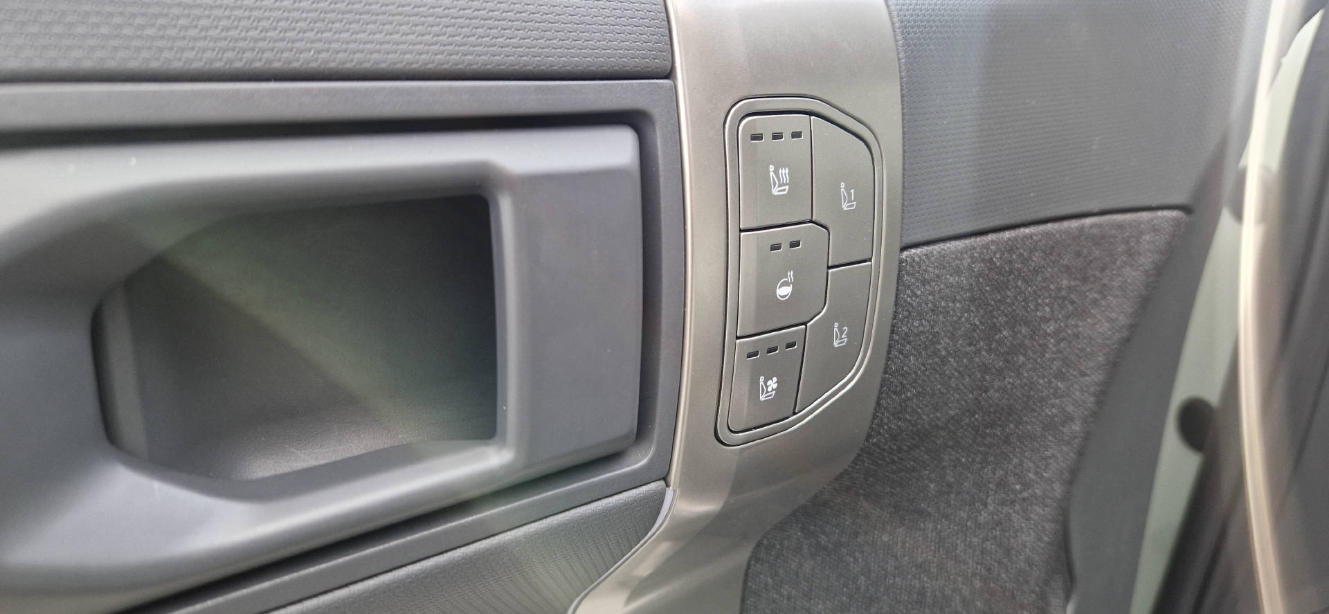 KIA EV3 81 kWh GT-Line-image-4