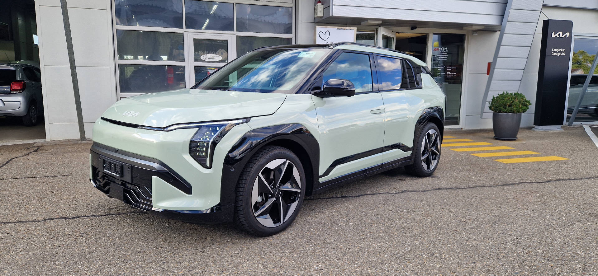 KIA EV3 81 kWh GT-Line-image-1