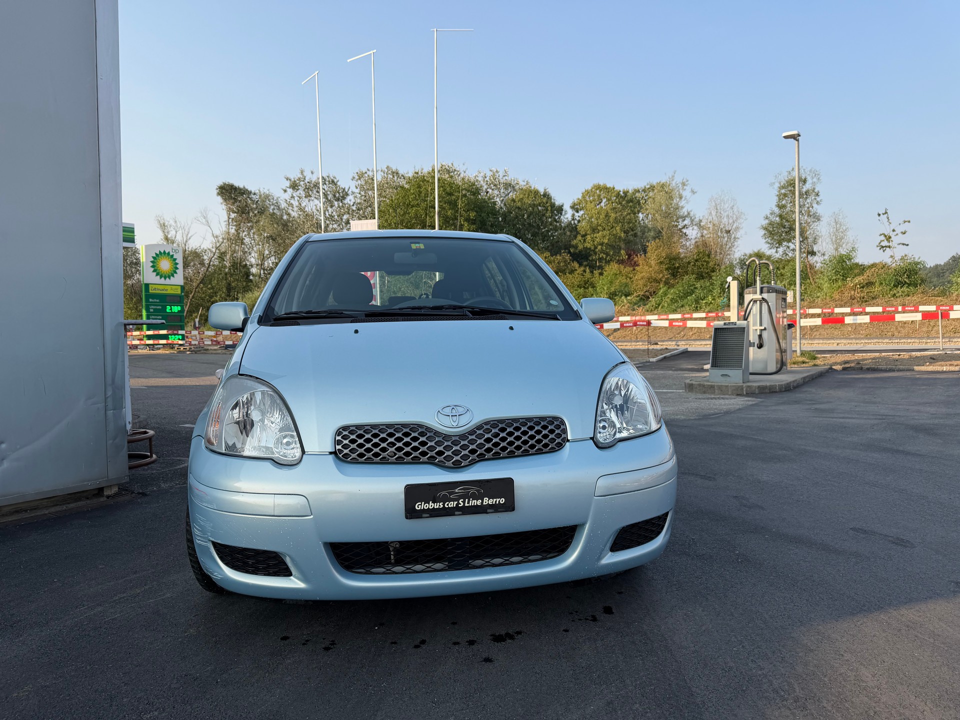 TOYOTA Yaris 1.3 Linea Sol-image-0