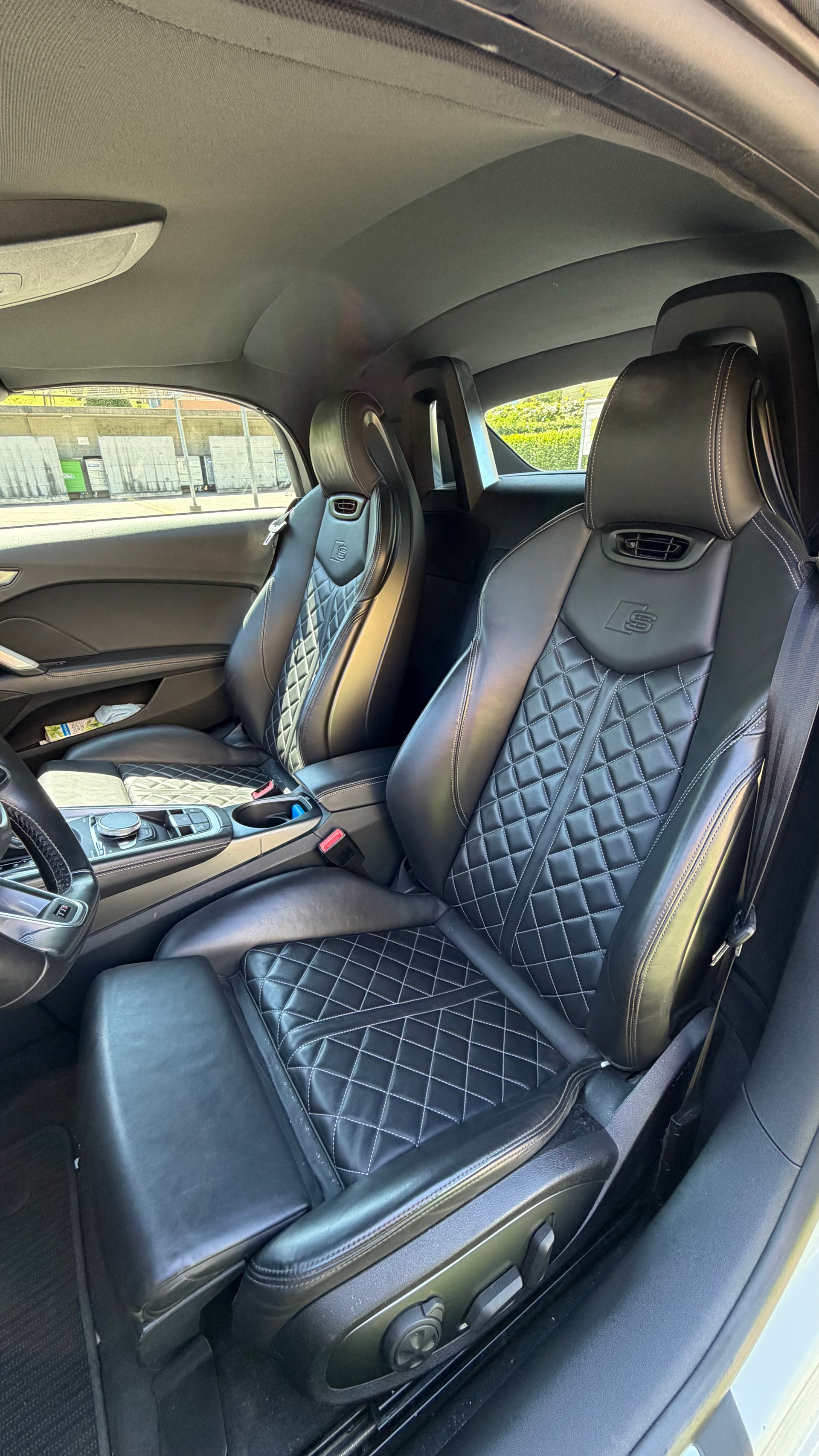 AUDI 2.0 TFSI quattro S-Tronic-image-4