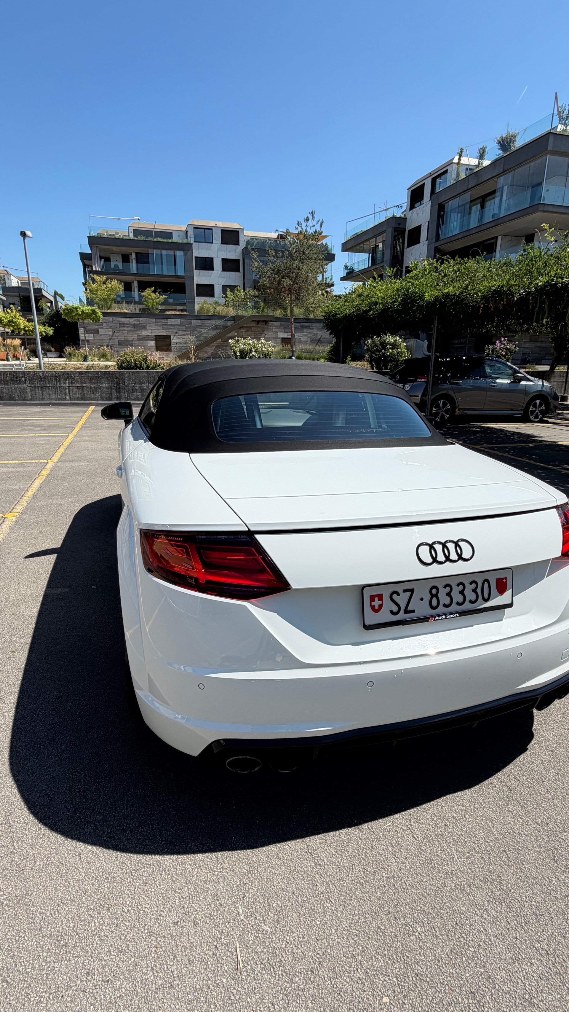 AUDI 2.0 TFSI quattro S-Tronic-image-8