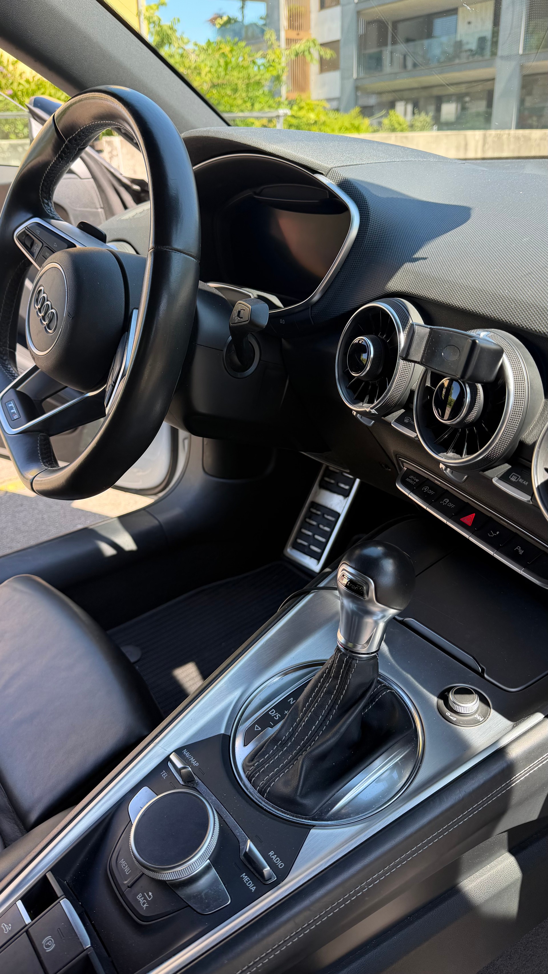 AUDI 2.0 TFSI quattro S-Tronic-image-5