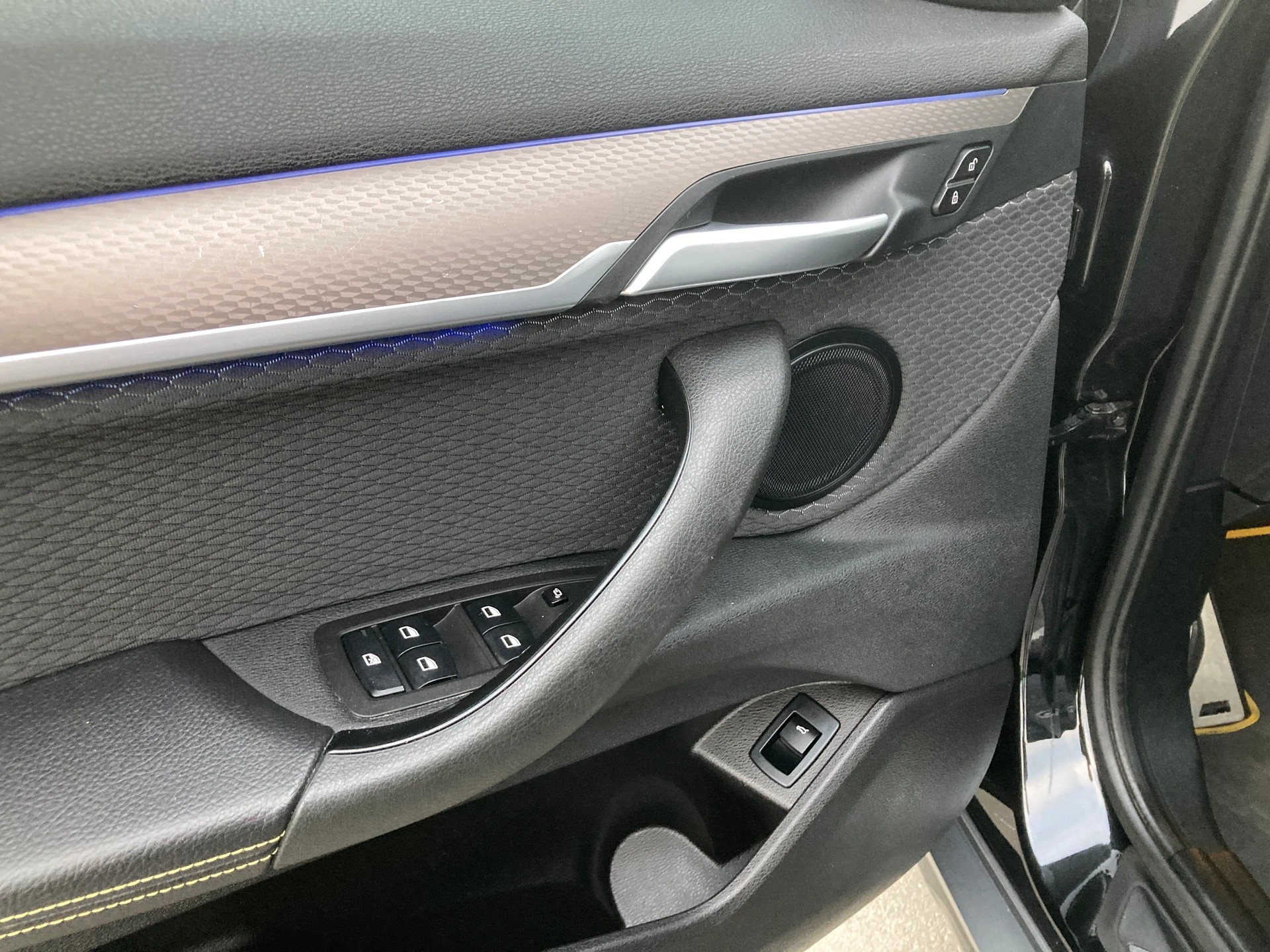 BMW X2 xDrive 20i M Sport Steptronic-image-9