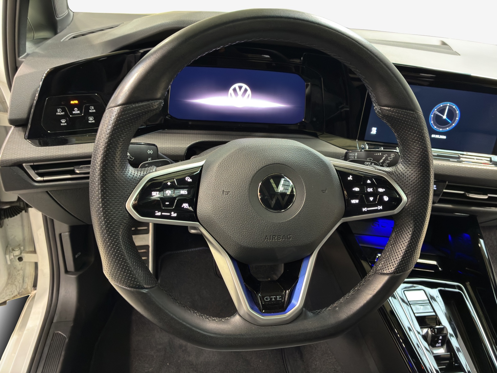 VW Golf 1.4 TSI PHEV GTE-image-9
