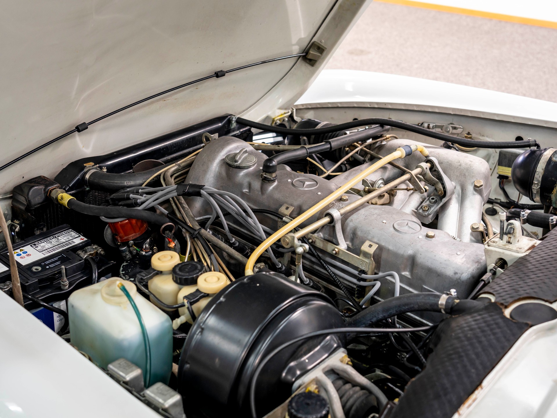 MERCEDES-BENZ SL 280 Pagode-image-17