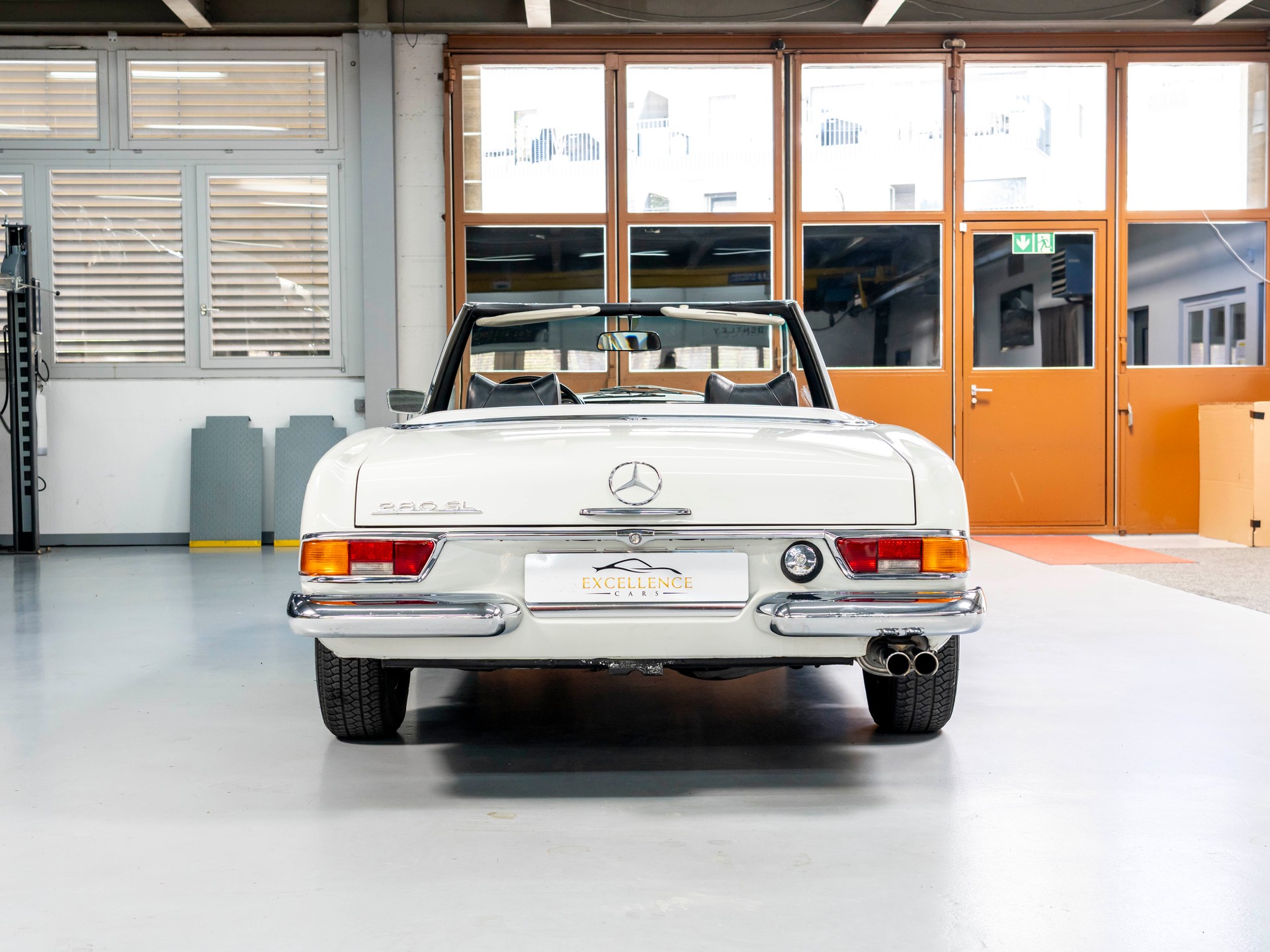 MERCEDES-BENZ SL 280 Pagode-image-23