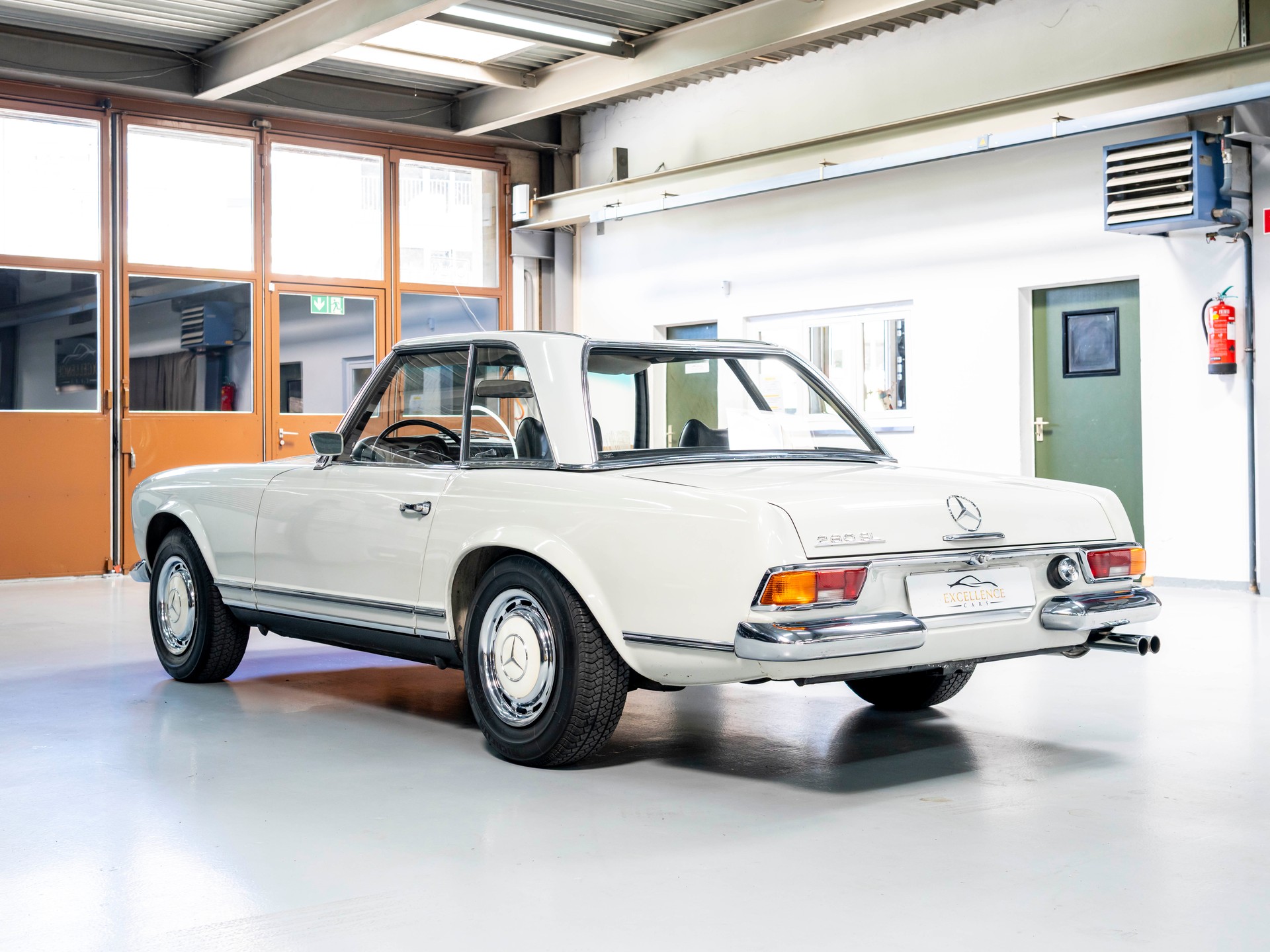 MERCEDES-BENZ SL 280 Pagode-image-7