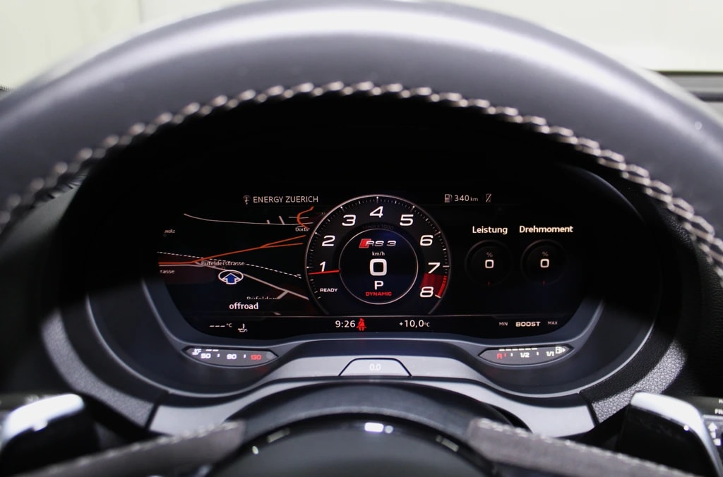 AUDI RS3 Sportback 2.5 TSI quattro S-tronic Black Edition/ Remus-Sportauspuff / Tiefergelegt H&R/ CH-Fahrzeug-image-14