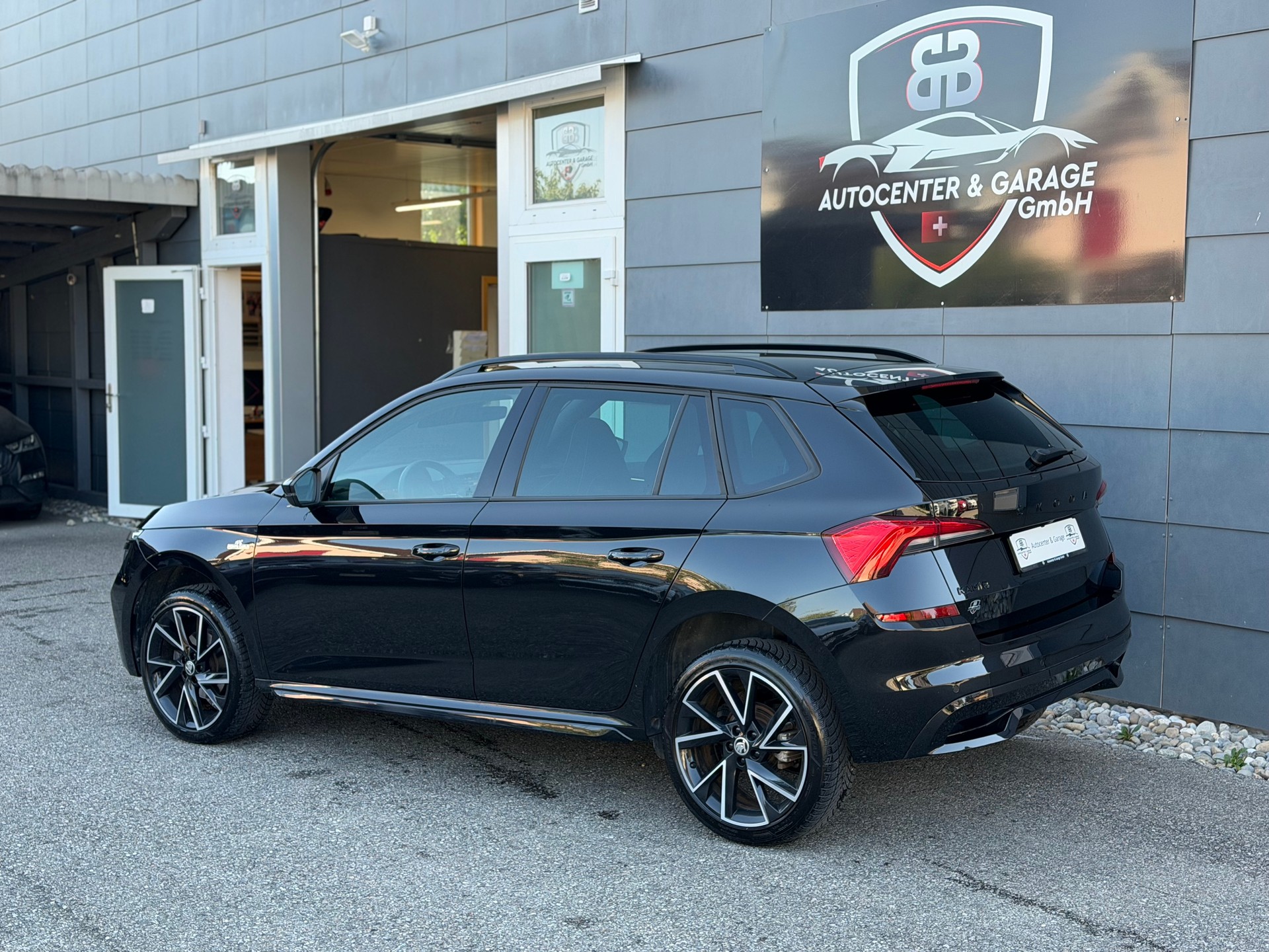 SKODA Kamiq 1.5 TSI ACT Monte Carlo DSG-image-4