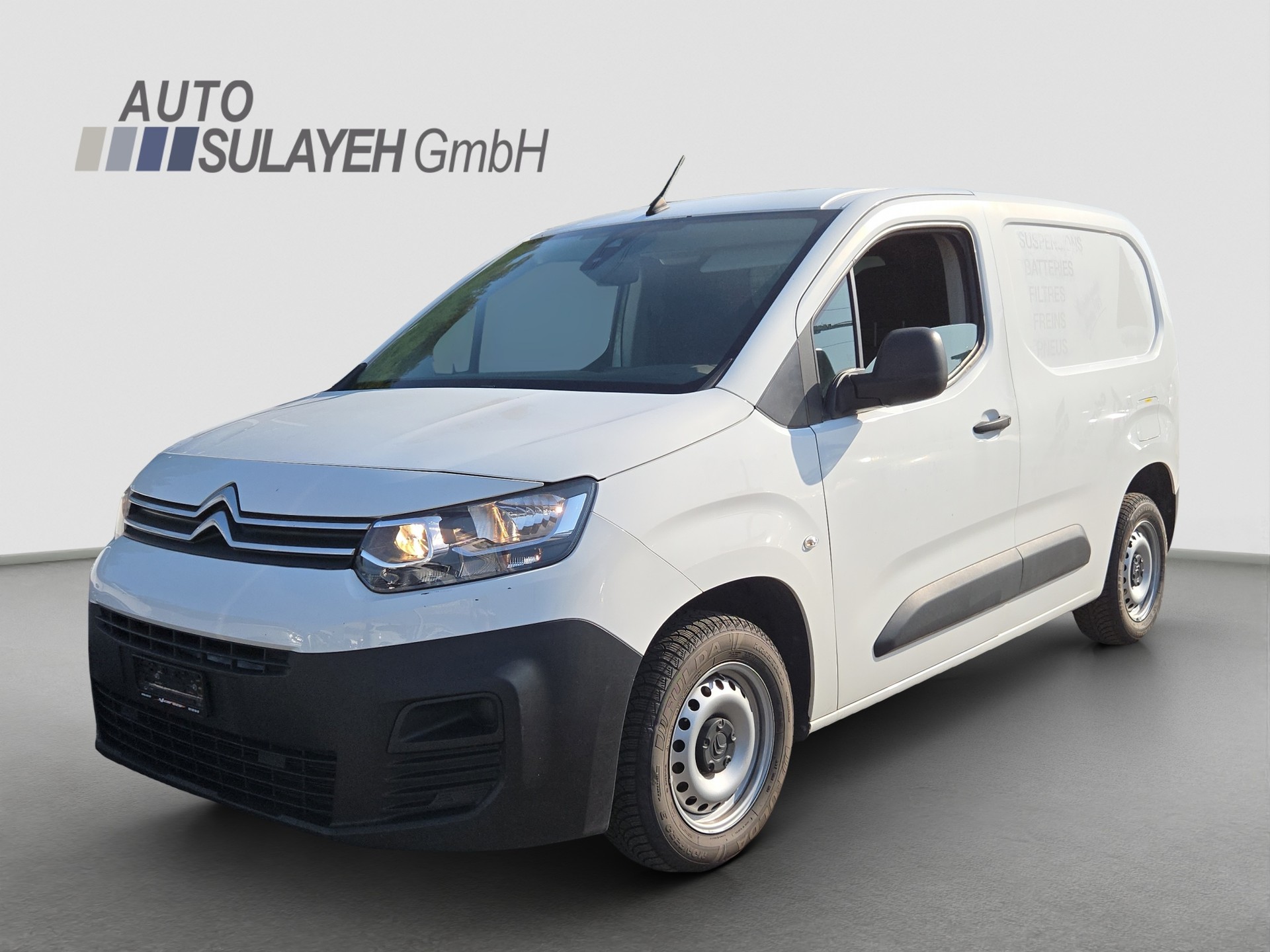 CITROEN Berlingo Van 1.2 Pure Tech 110 s/s Club 650kg-image-9