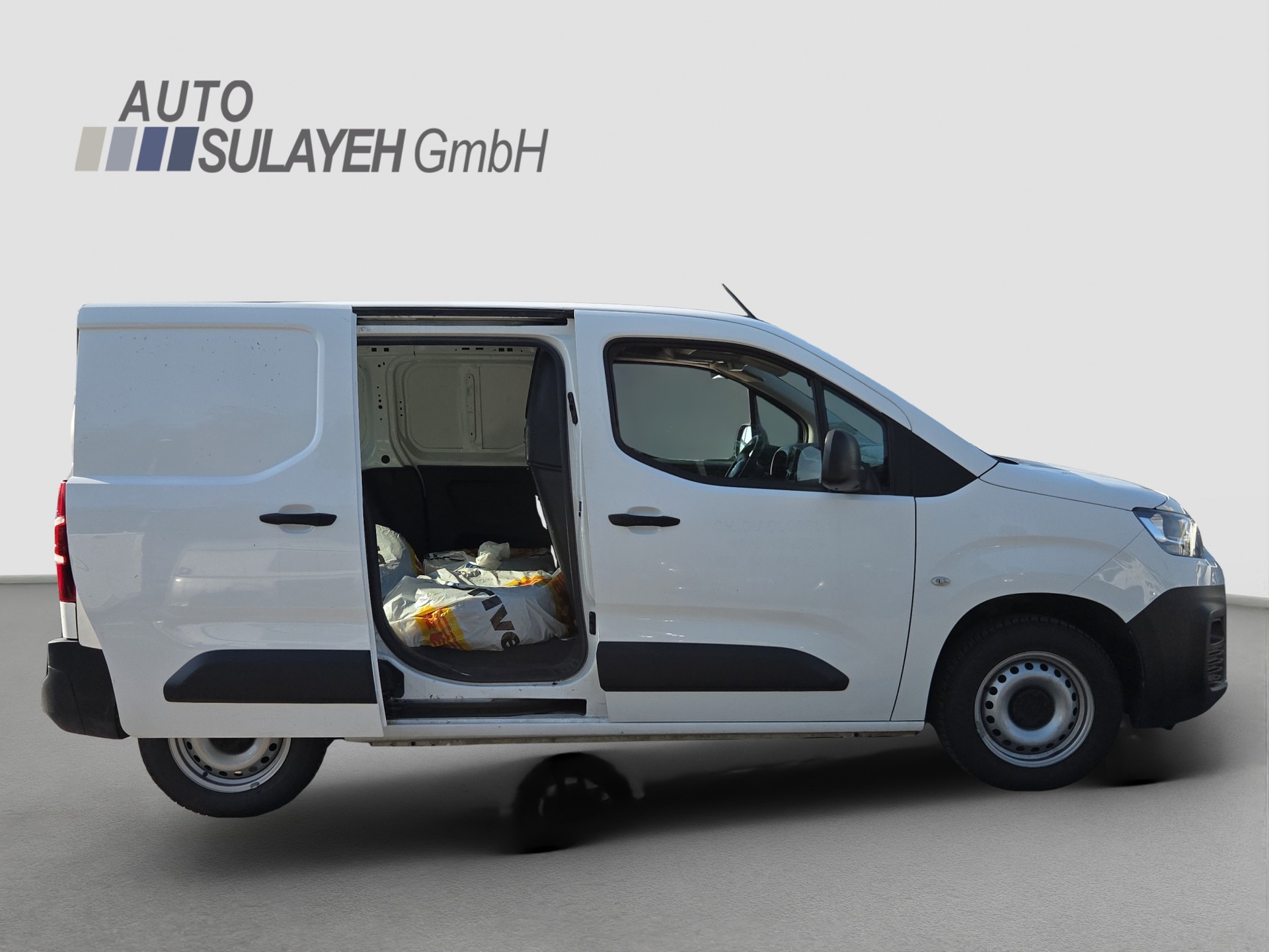 CITROEN Berlingo Van 1.2 Pure Tech 110 s/s Club 650kg-showroom-element-1
