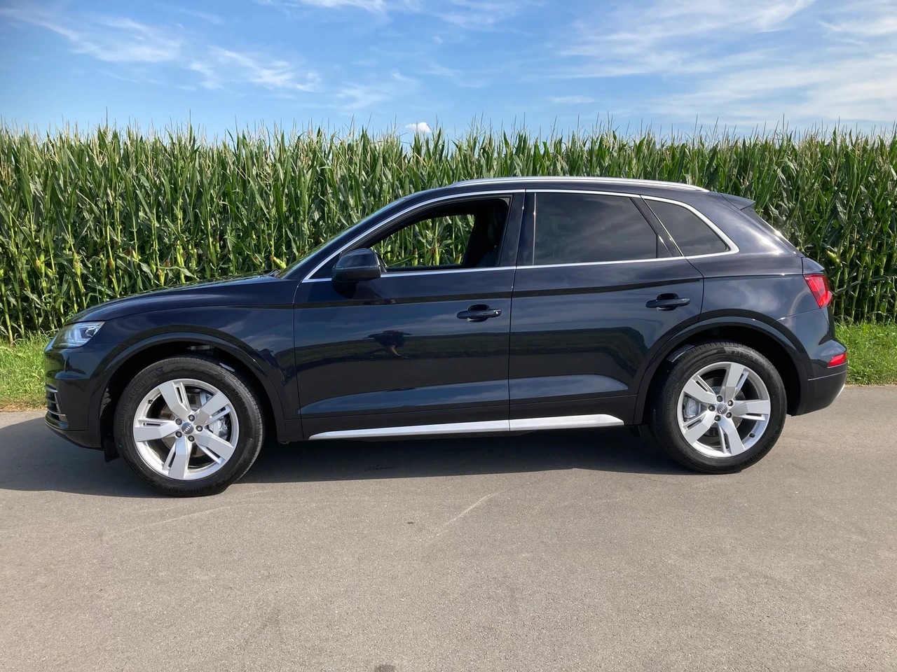 AUDI Q5 2.0 TFSI sport quattro S-tronic-image-4