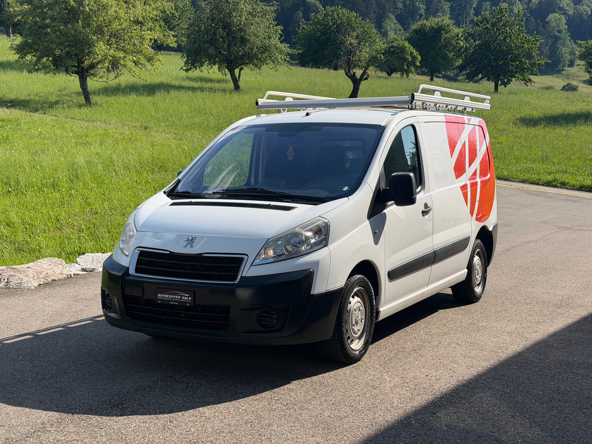 PEUGEOT Expert 2.0 HDi 229 L2H1-image-0