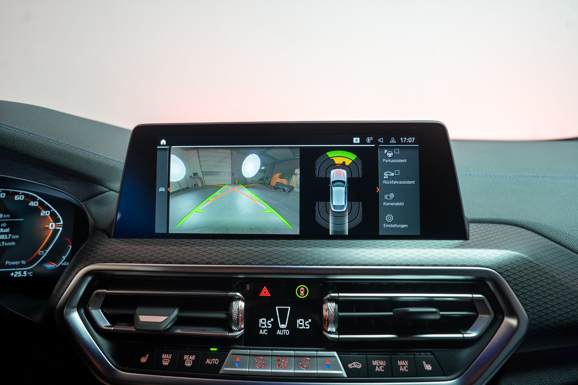 BMW X4 M40d / Rückfahrkamera / HeadUp / AHK-image-24