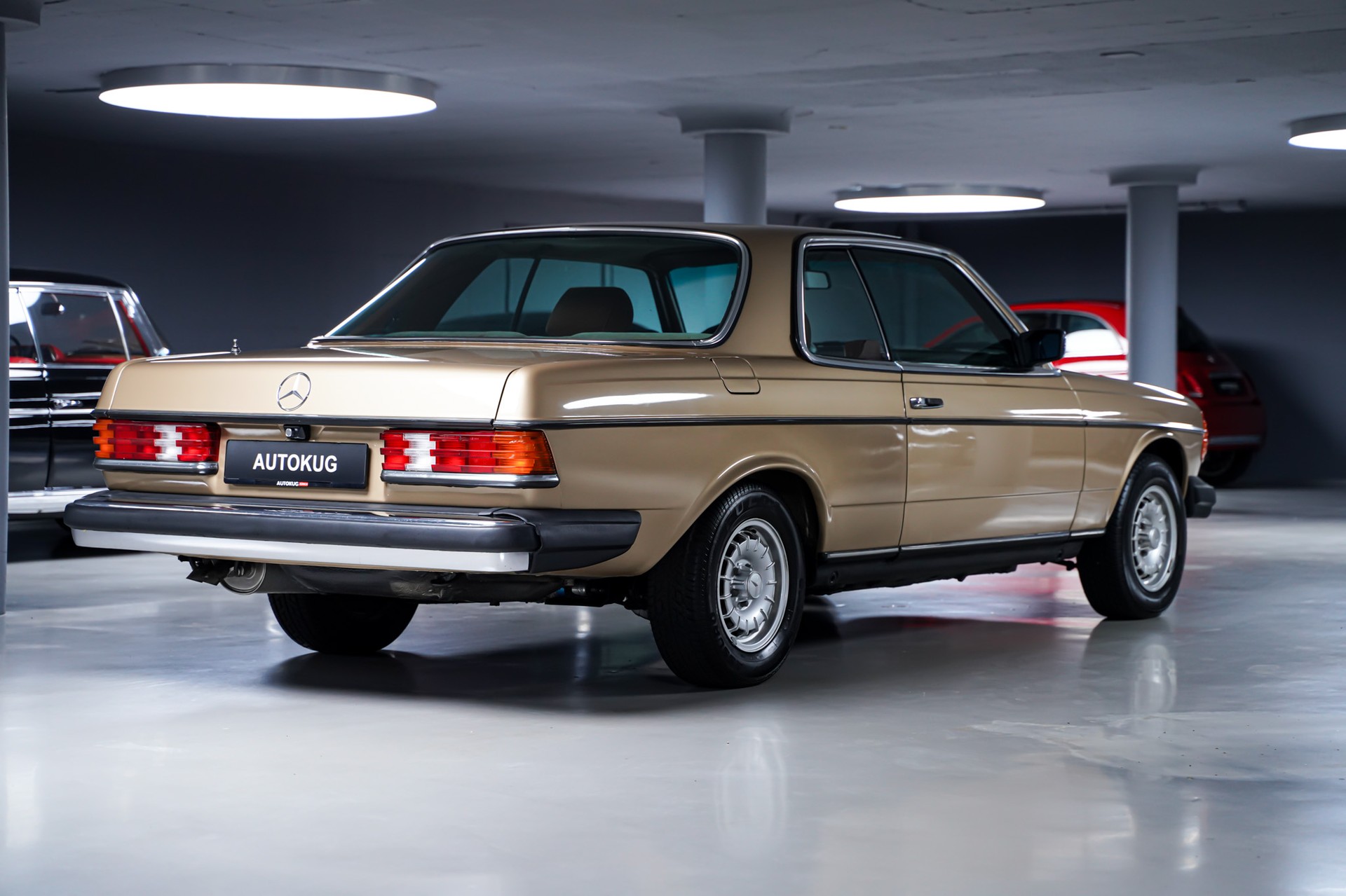 MERCEDES-BENZ 280 CE Automatic-image-4