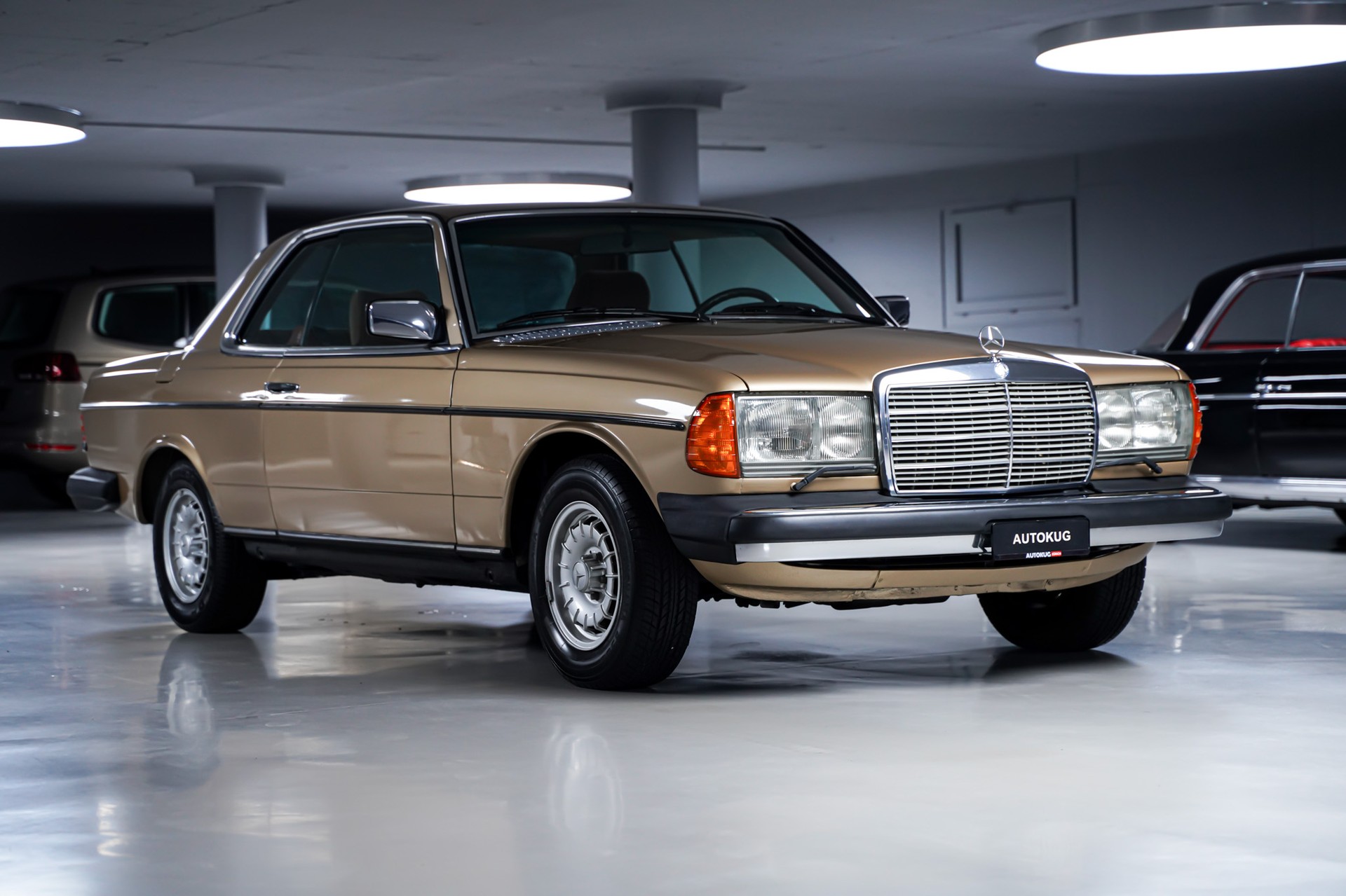 MERCEDES-BENZ 280 CE Automatic-image-2