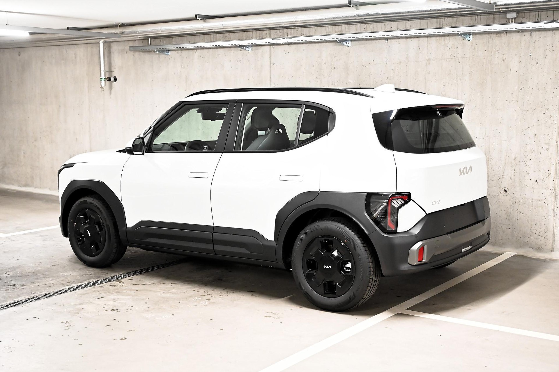 KIA EV2 61 kWh Air-image-6