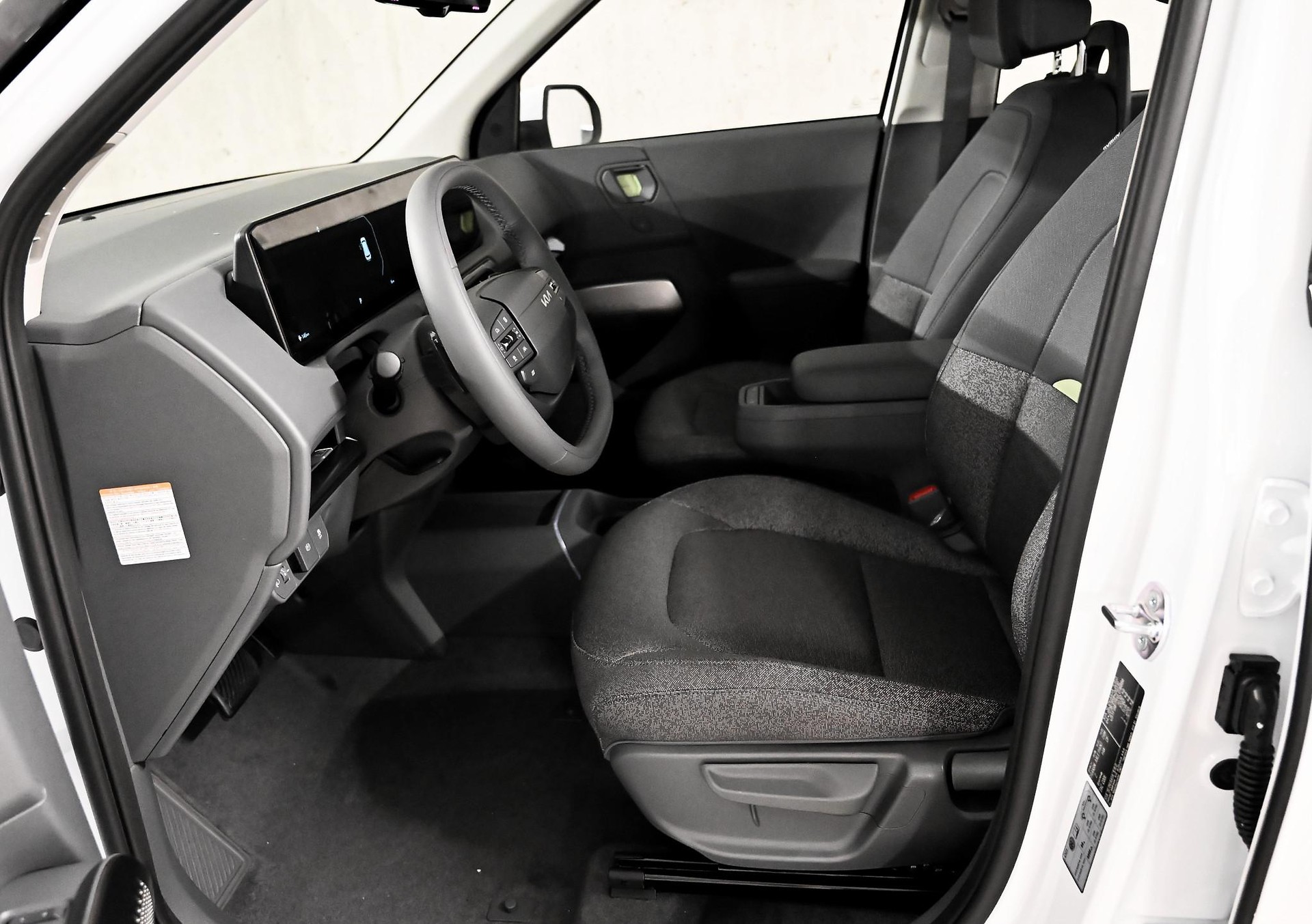 KIA EV2 61 kWh Air-showroom-element-2