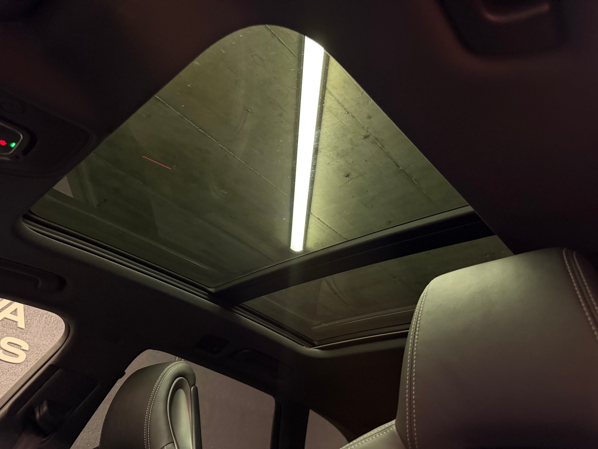 AUDI RS4 Avant quattro tiptronic-image-9
