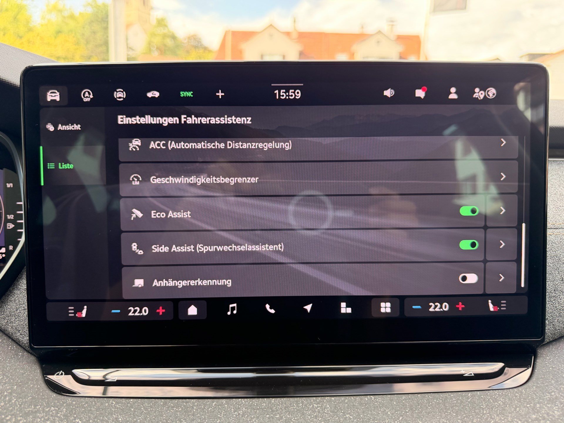 SKODA Octavia Combi 1.5 TSI mHEV 150PS Selection *** ANHÄNGERKUPPLUNG SCHWENKBAR ***-image-17