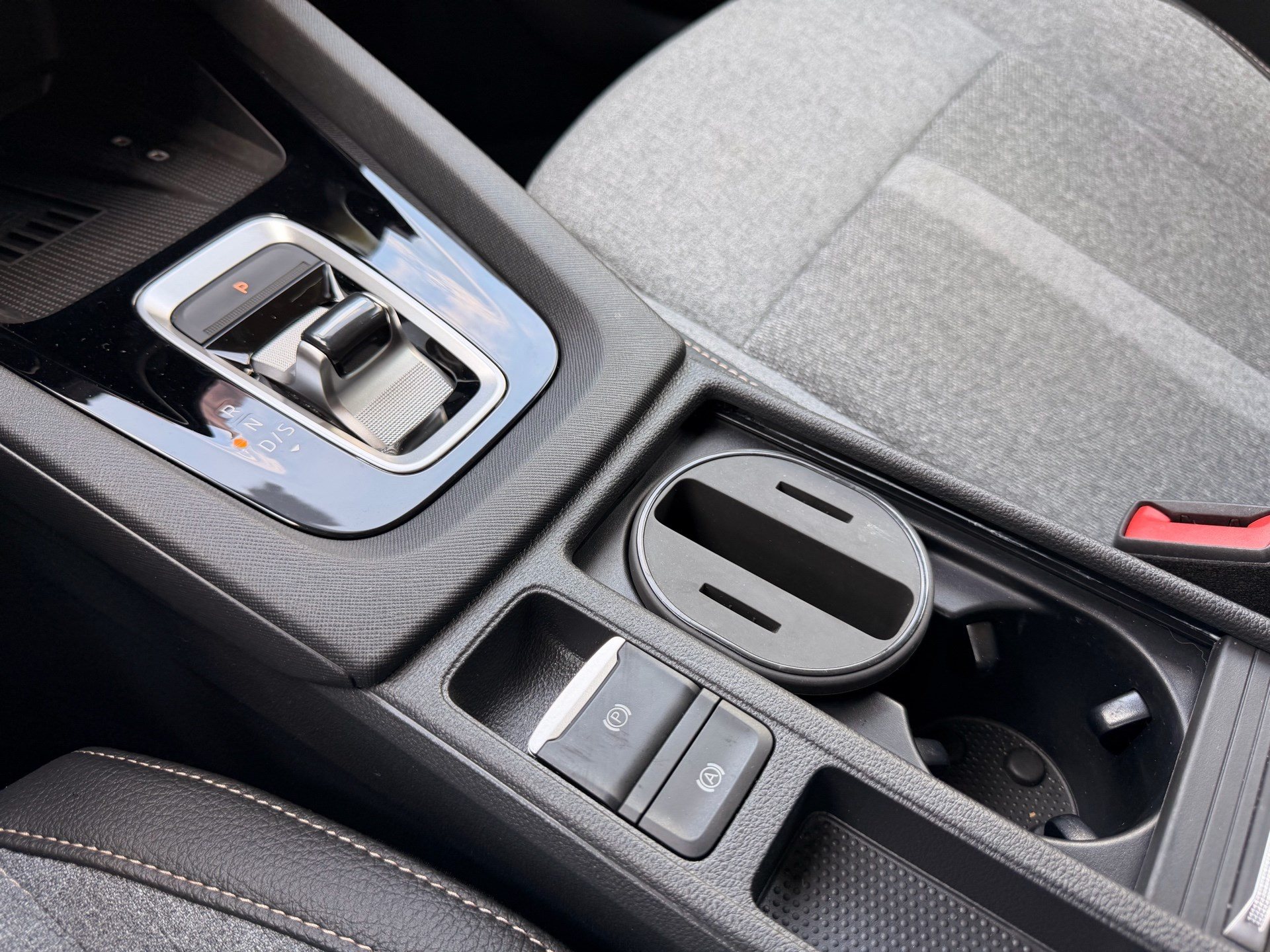 SKODA Octavia Combi 1.5 TSI mHEV 150PS Selection *** ANHÄNGERKUPPLUNG SCHWENKBAR ***-image-24