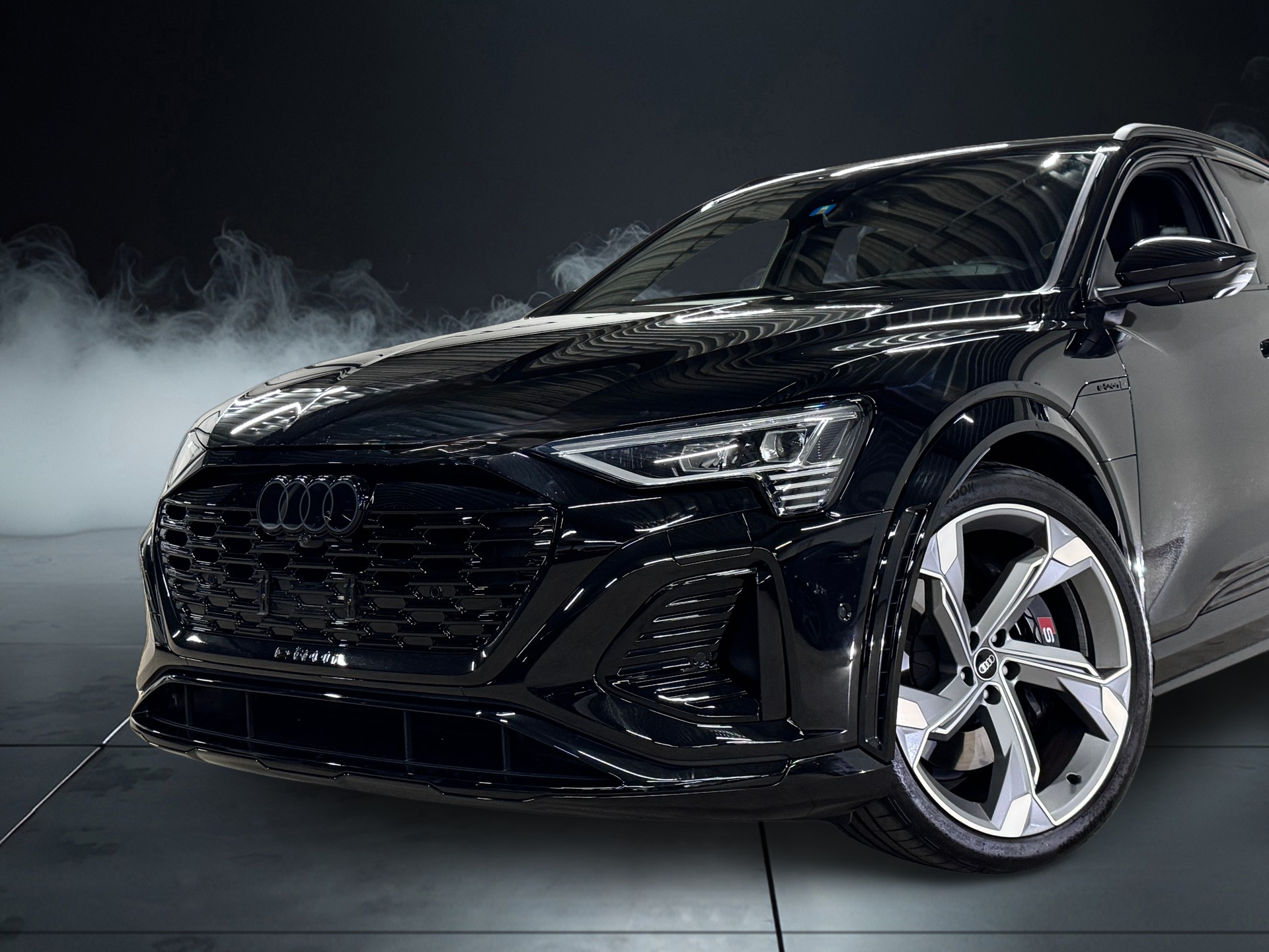AUDI SQ8 Sportback e-tron quattro 114kWh / 503PS-image-1