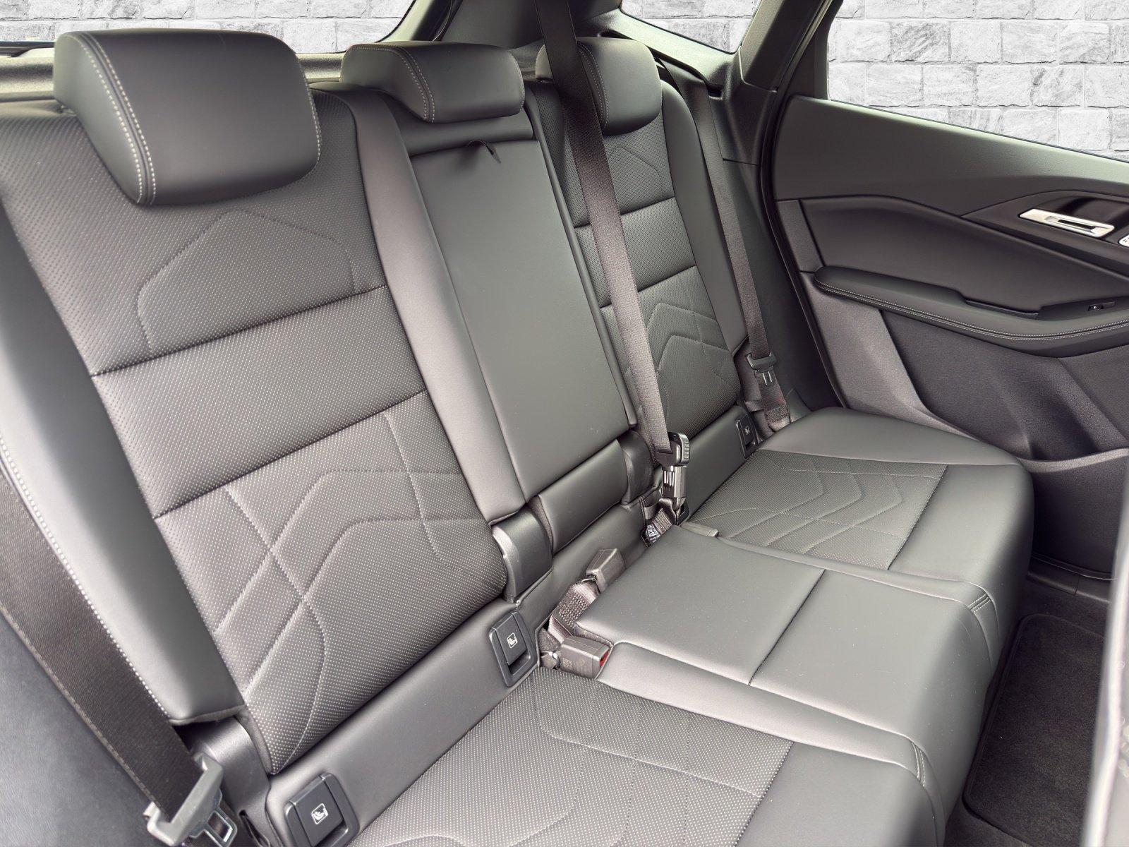 BMW 225e xDrive Active Tourer M Sport-image-18