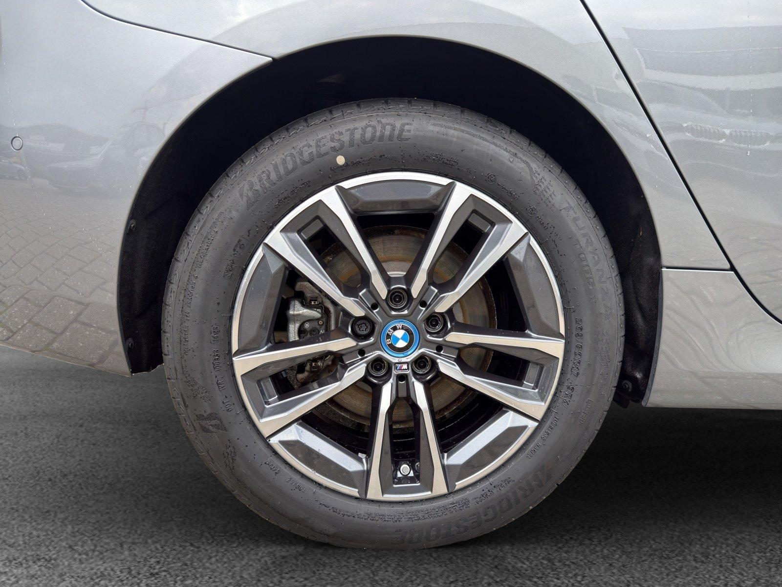 BMW 225e xDrive Active Tourer M Sport-image-10