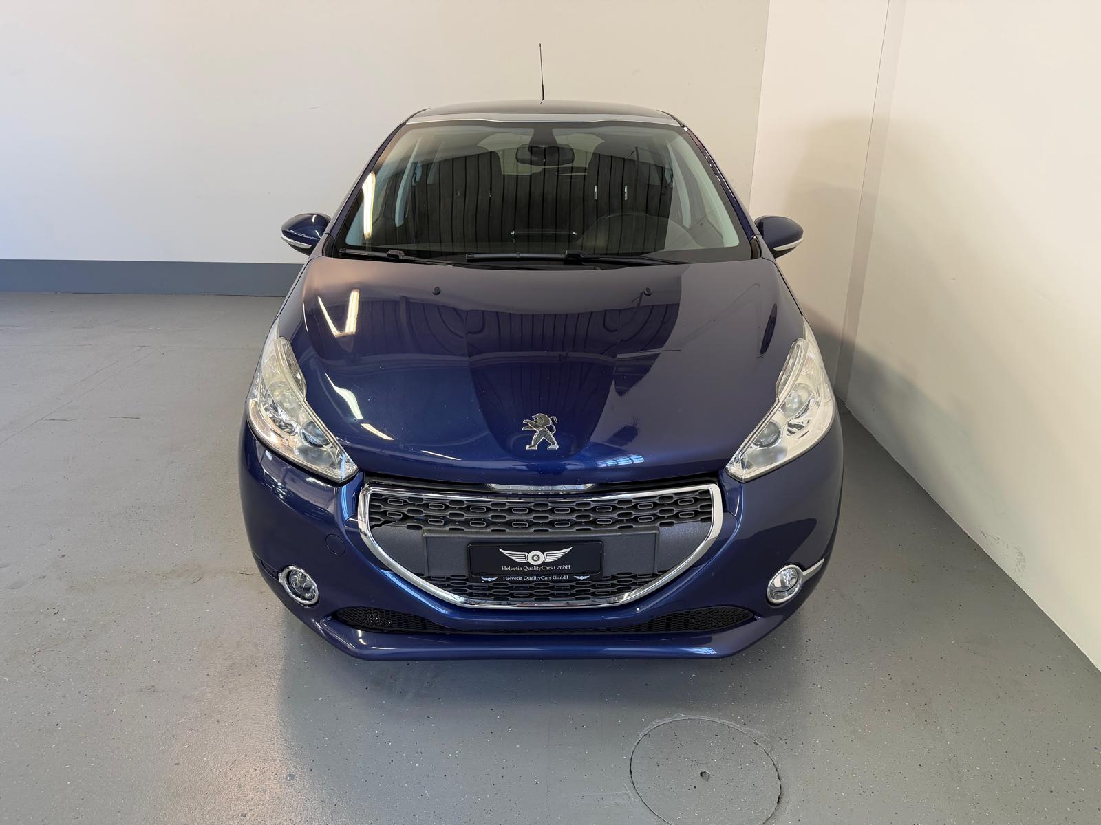 PEUGEOT 208 1.6 VTI Allure-image-3