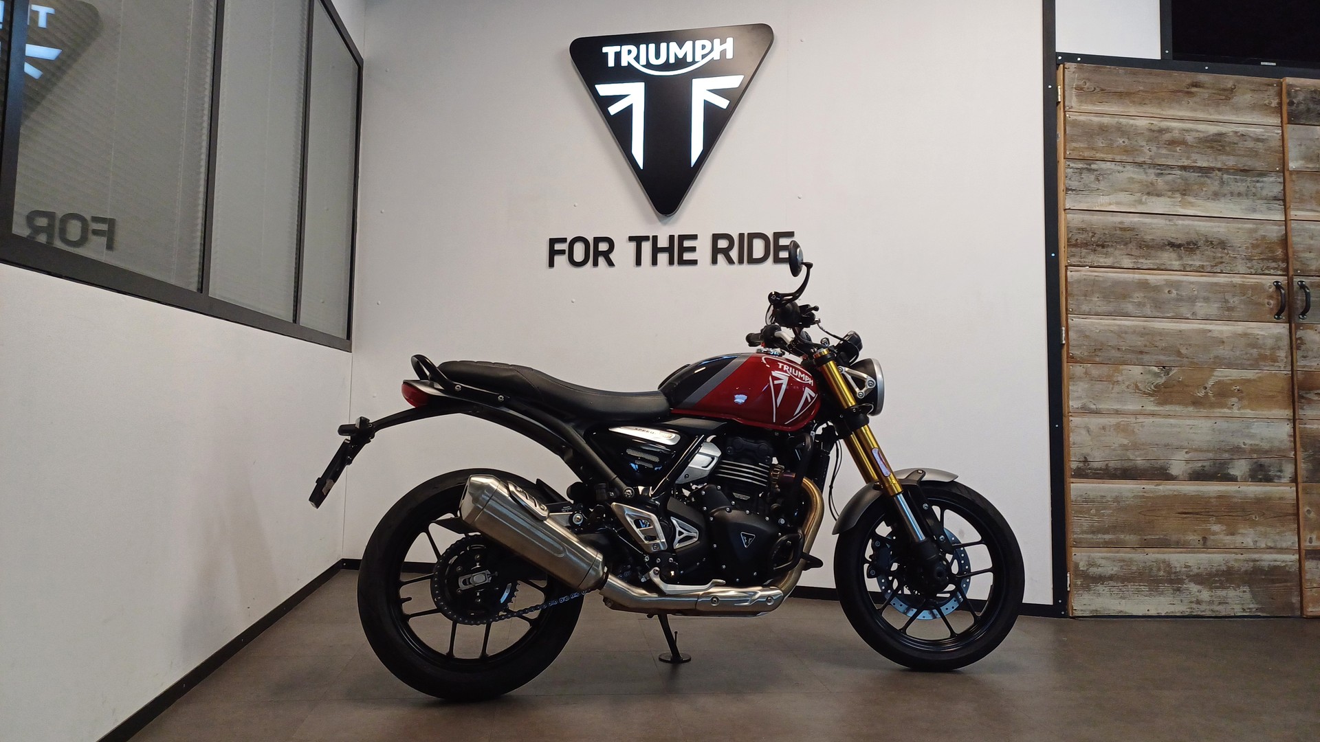 TRIUMPH Speed 400-image-2