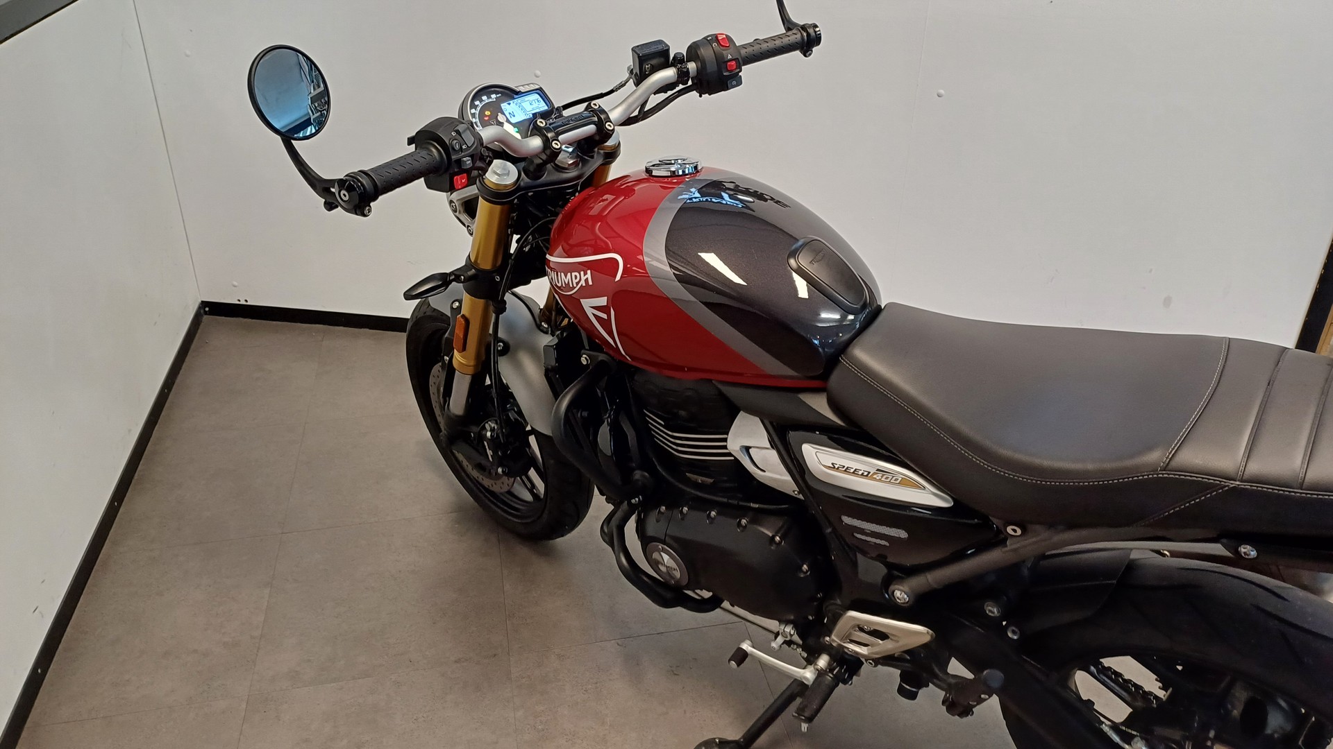 TRIUMPH Speed 400-image-9