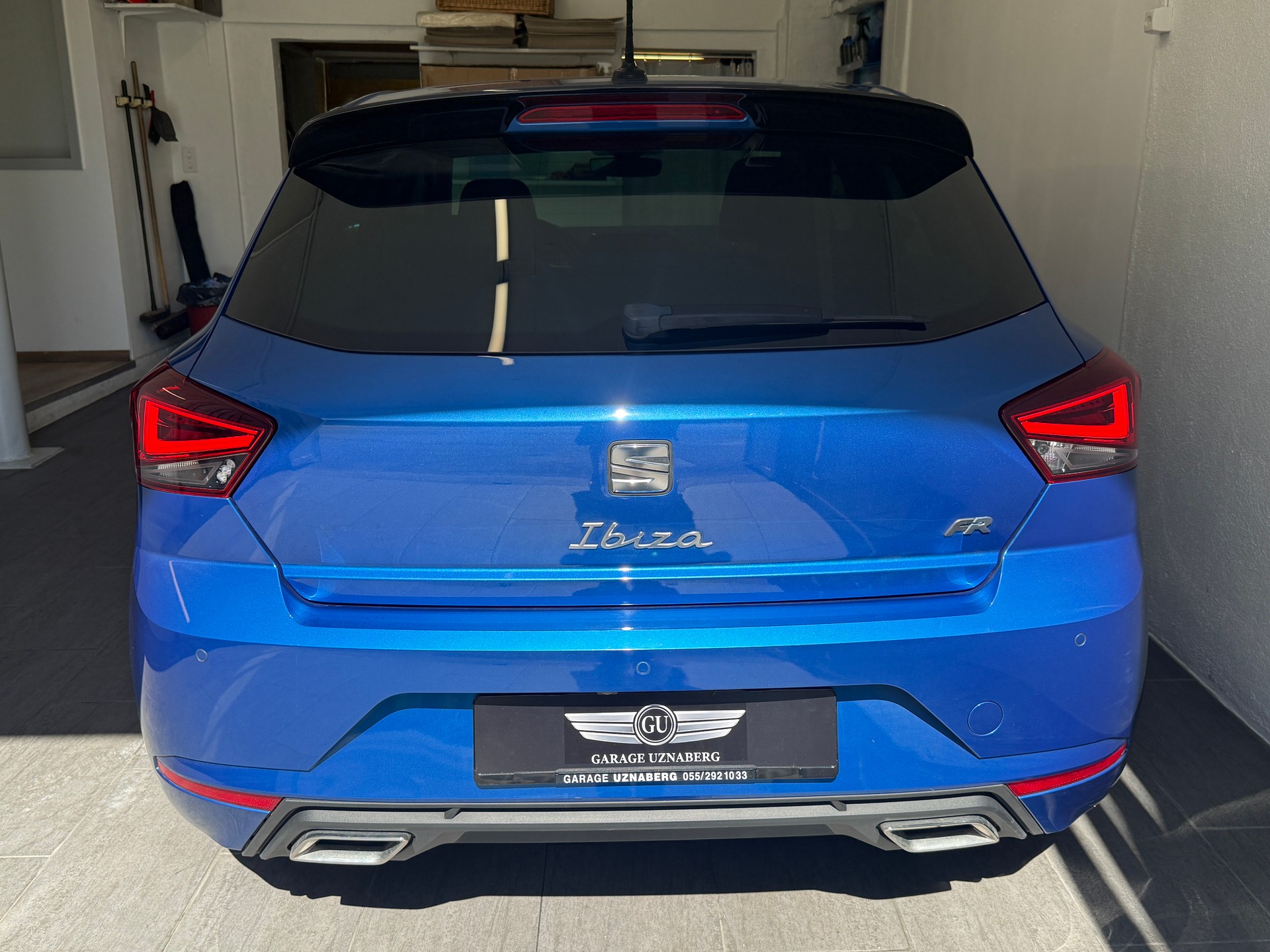 SEAT Ibiza 1.5 EcoTSI FR DSG Ab 295.- pro Monat Panoramadach-showroom-element-3