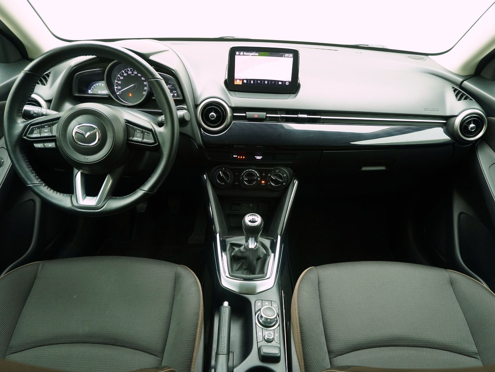 MAZDA 2 1.5 Ambition Plus-image-12