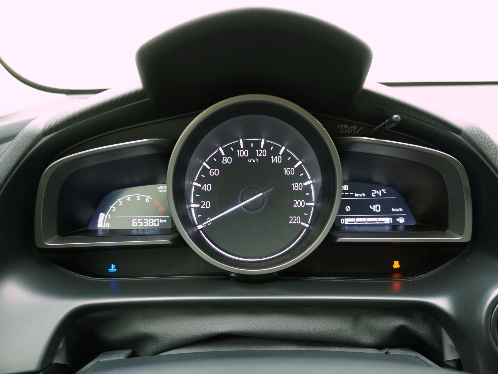 MAZDA 2 1.5 Ambition Plus-image-14