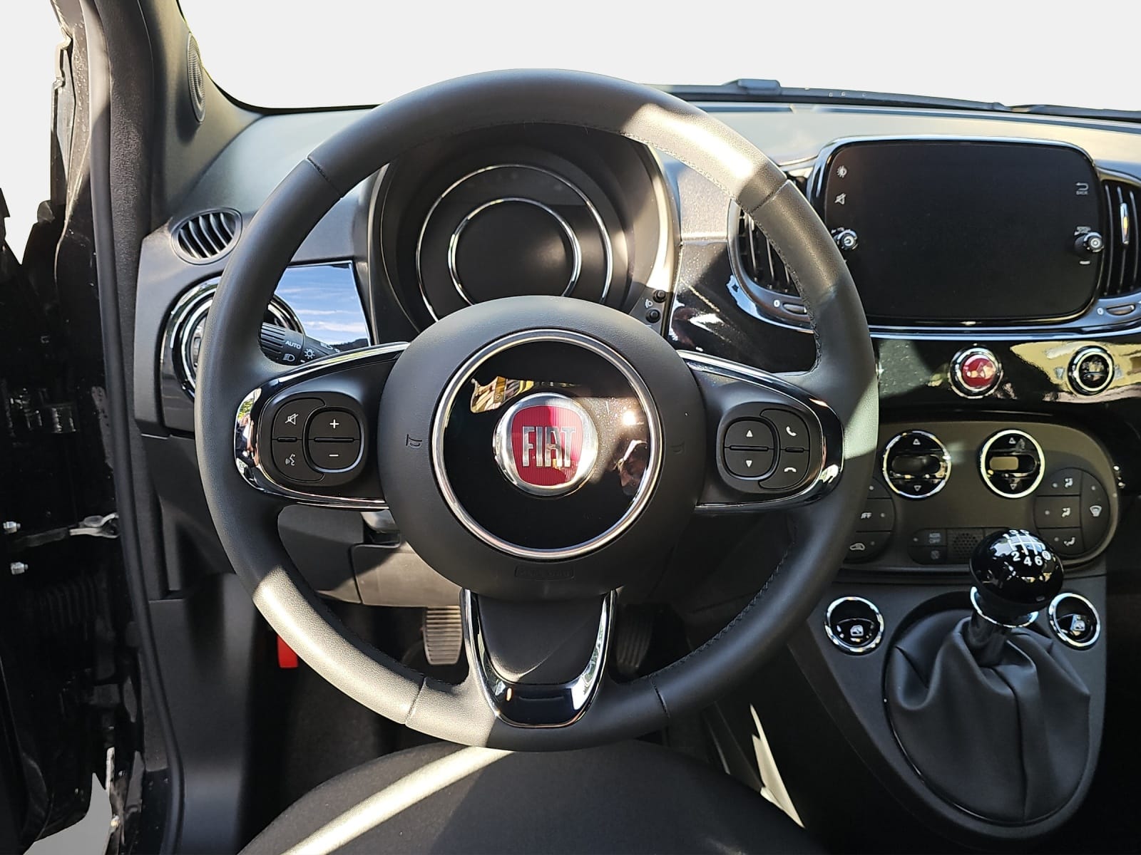 FIAT 500 1.0/70 Hybrid Swiss Edition-image-8