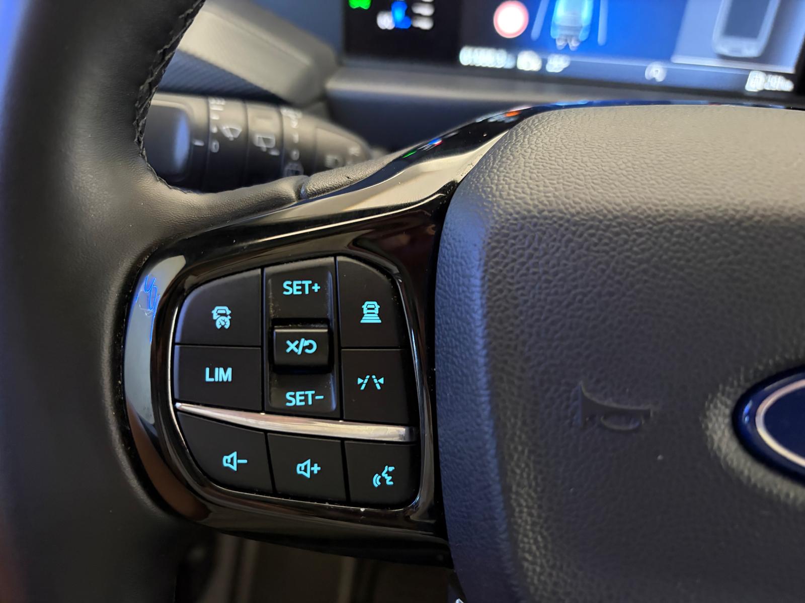 FORD Transit Custom Van 300 L2H1 Limited Automat-image-11