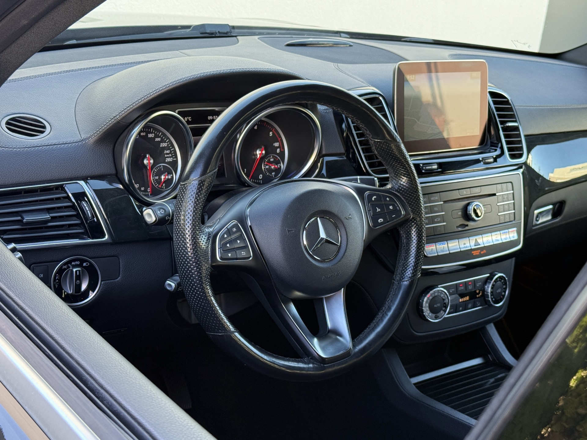 MERCEDES-BENZ GLE 350 d 4Matic 9G-Tronic / Gratis Service-image-15
