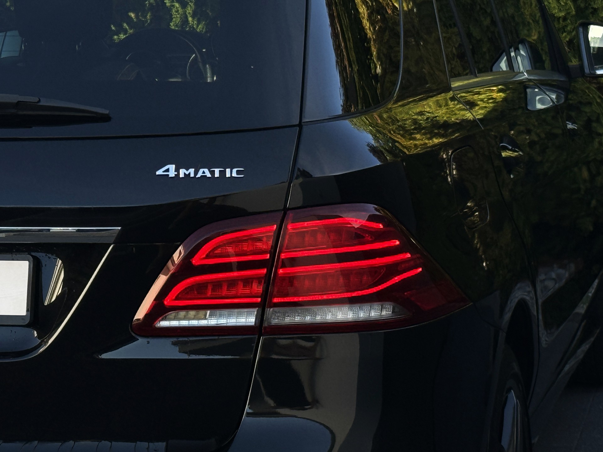 MERCEDES-BENZ GLE 350 d 4Matic 9G-Tronic / Gratis Service-image-13