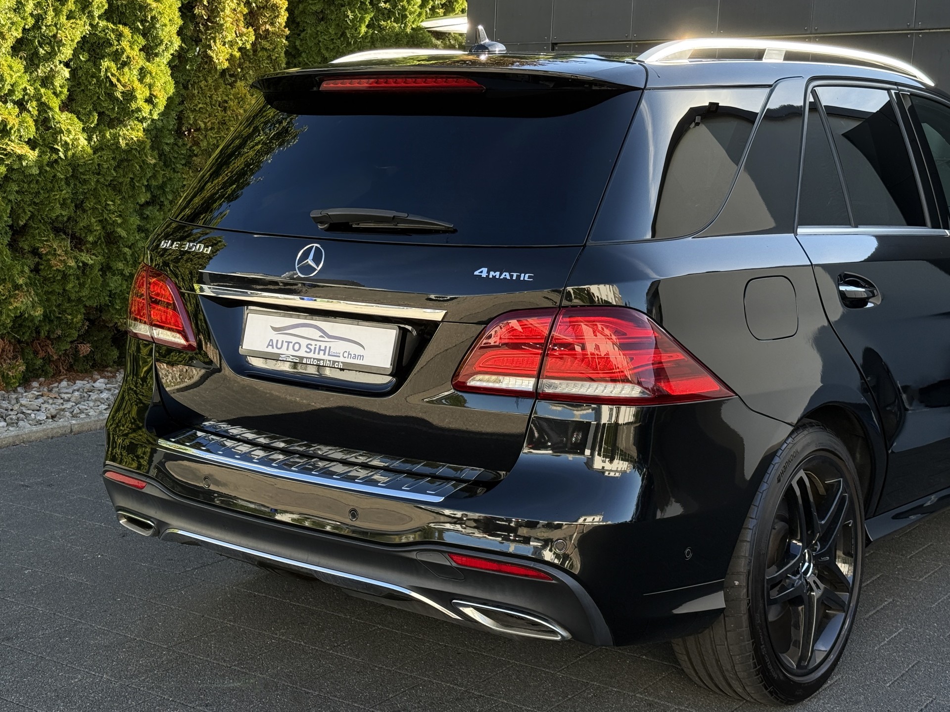 MERCEDES-BENZ GLE 350 d 4Matic 9G-Tronic / Gratis Service-image-10