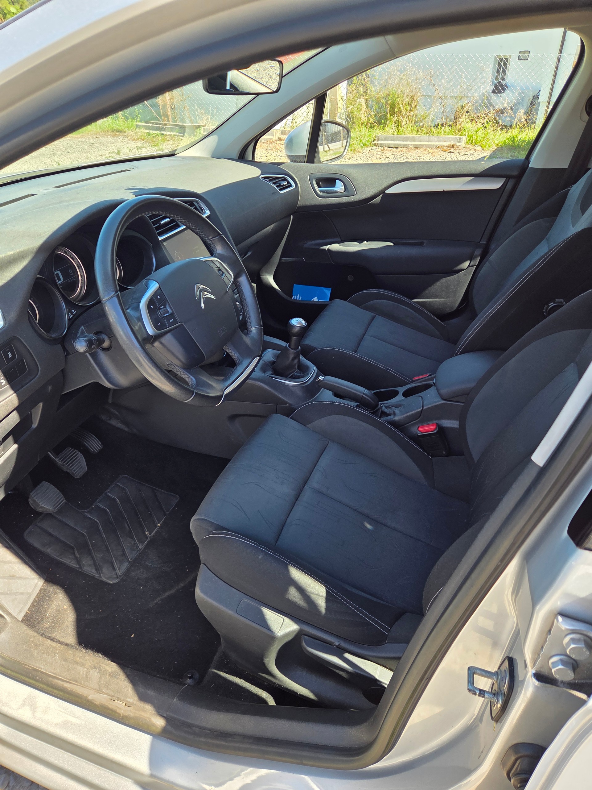 CITROEN C4 Berline 1.6 VTi Exclusive-image-6