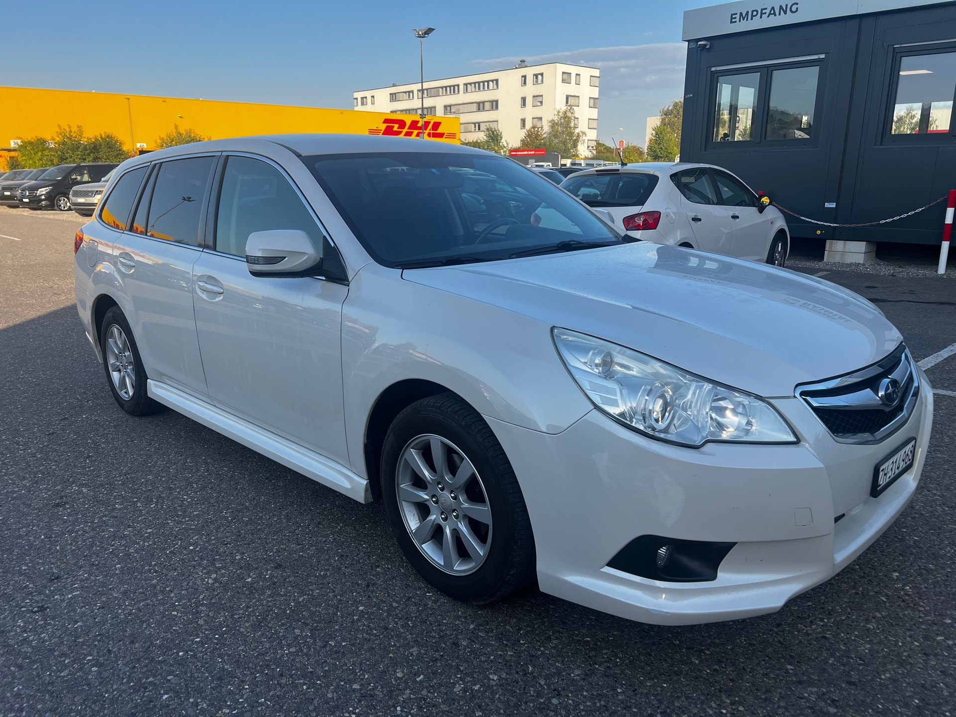 SUBARU Legacy 2.0i Swiss AWD Lineartronic-image-2