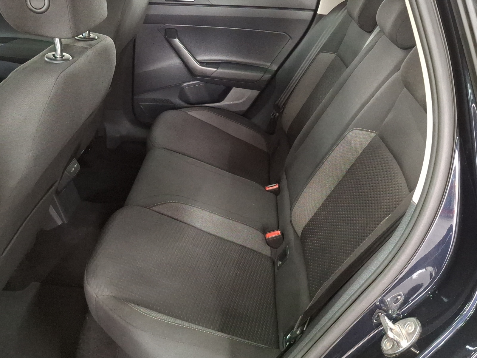 VW Polo 1.0 TSI Life DSG-image-11