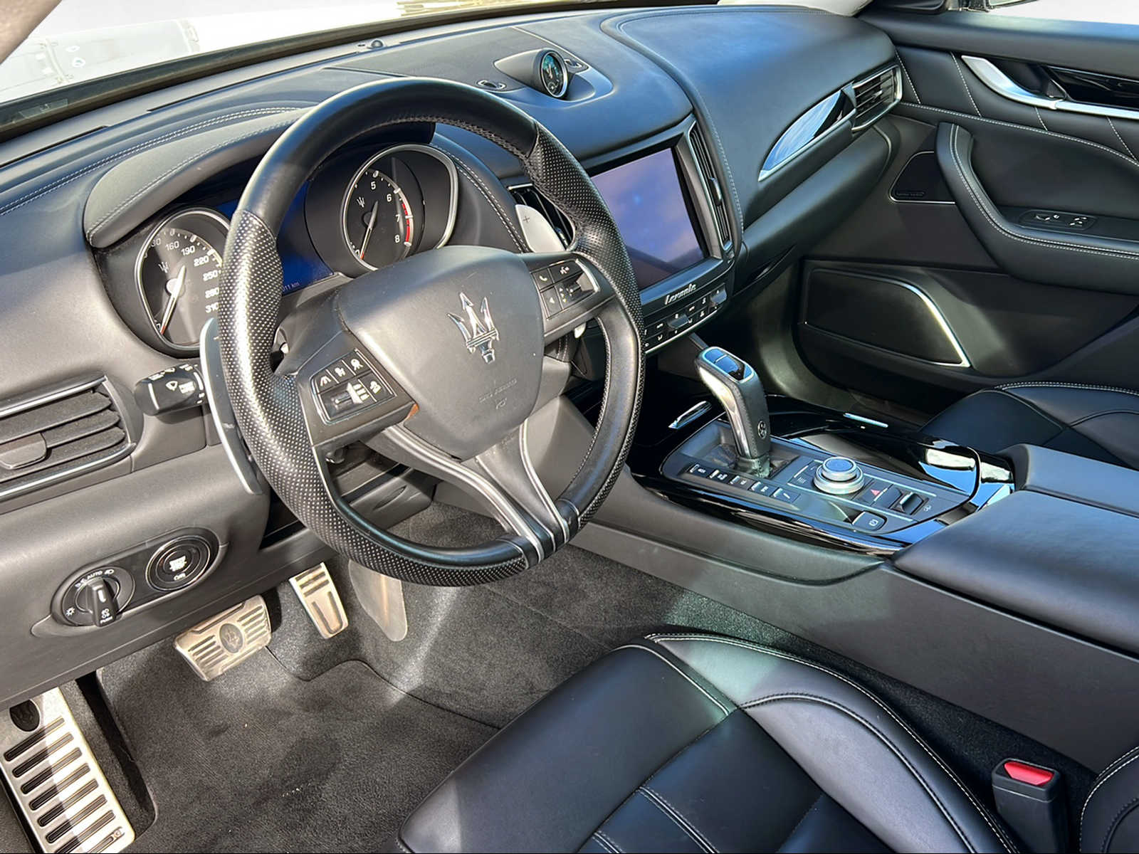 MASERATI Levante 3.0 V6 GranSport Automatica-image-1